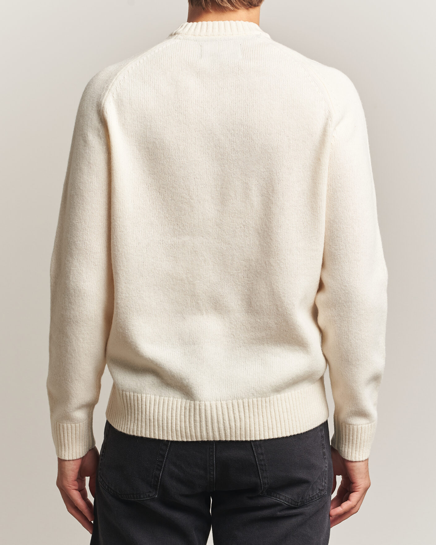 Herre | Gensere | Barbour Lifestyle | Newtown Lambswool Crewneck Antique White