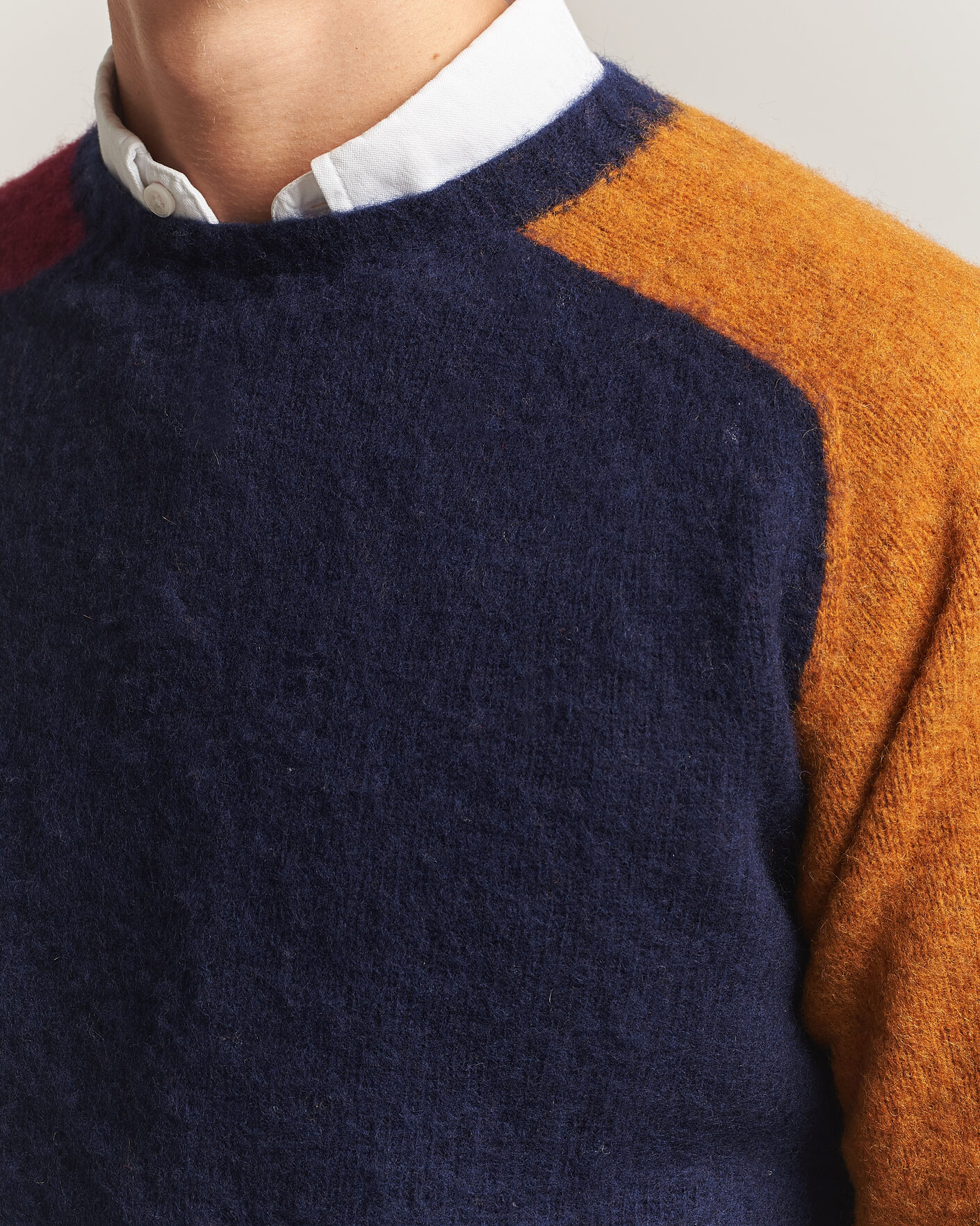 Herre | Gensere | Barbour Lifestyle | Scottish Made Block Colour Crew Navy