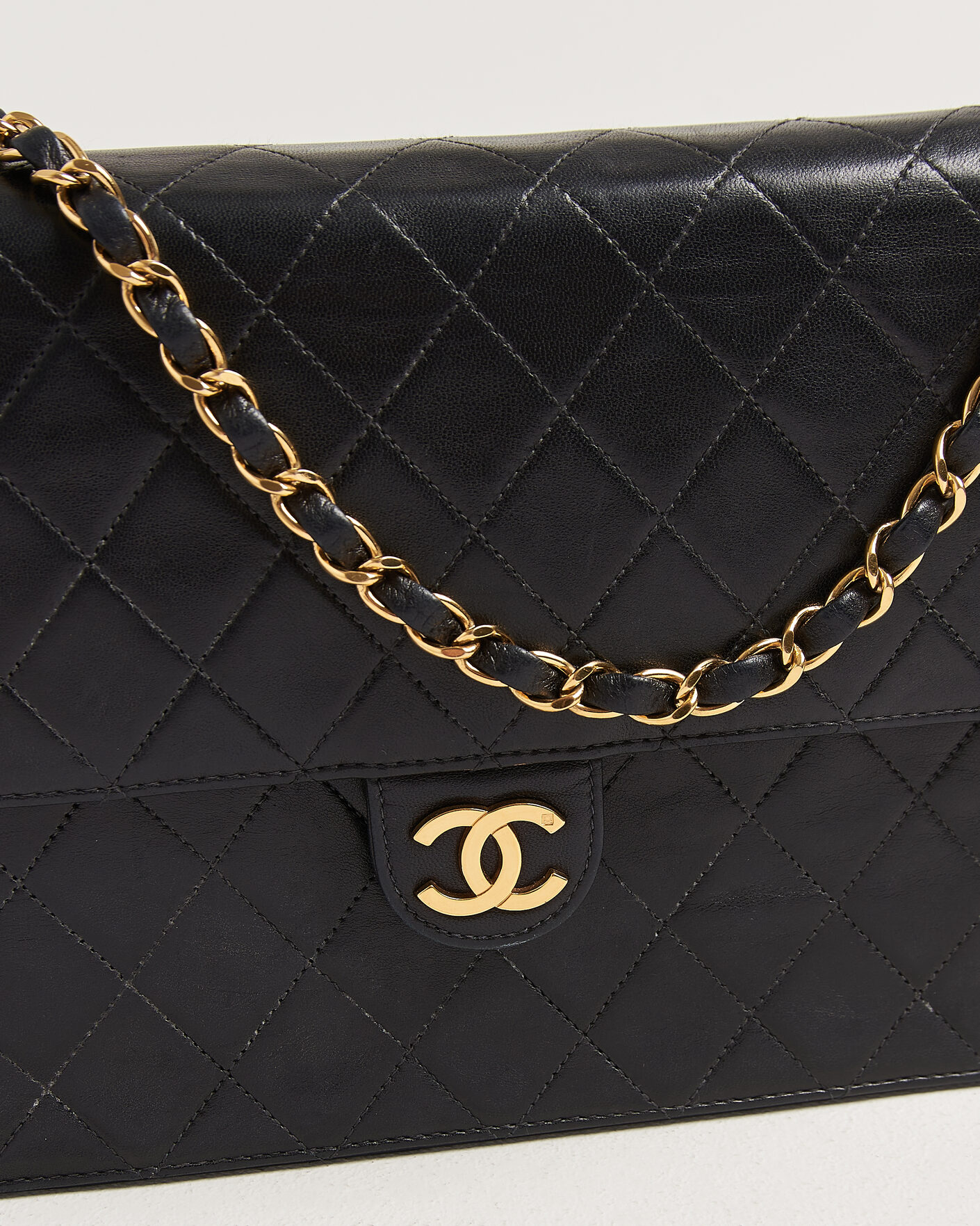 Herre | Pre-Owned & Vintage Bags | Chanel Pre-Owned | Single Flap Bag Black