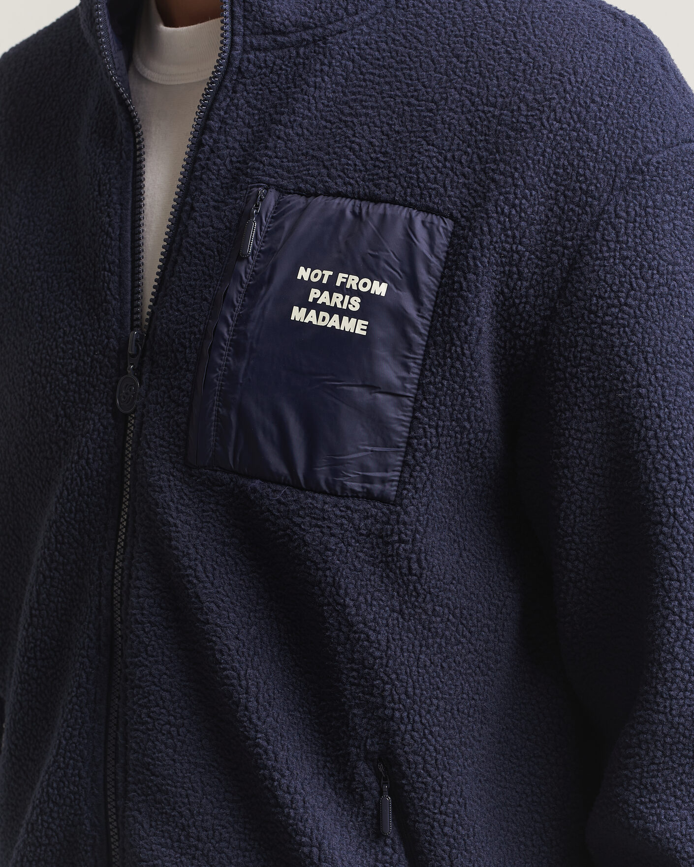Herre | Gensere | Drôle de Monsieur | Slogan Sherpa Jacket Navy