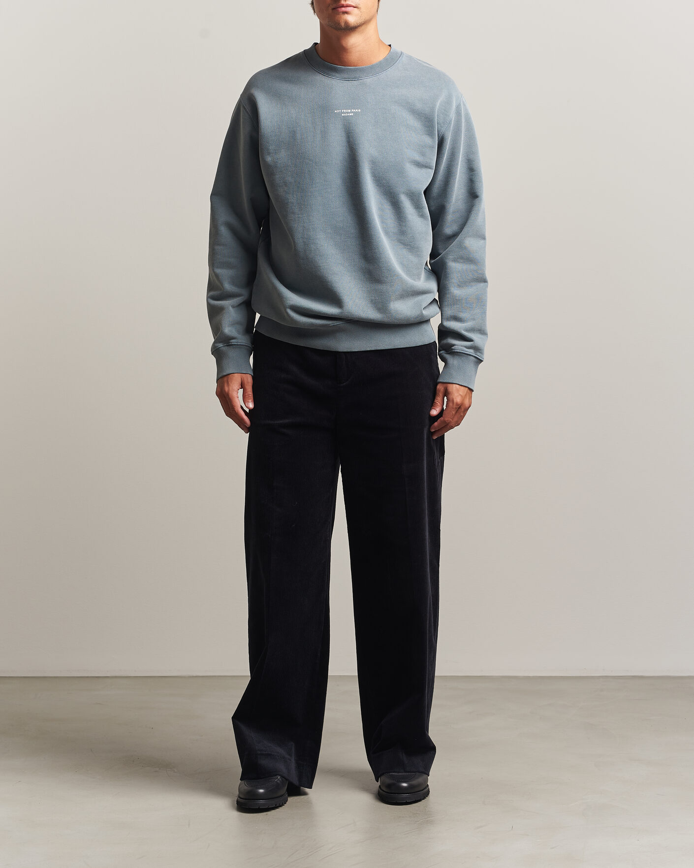 Herre | Gensere | Drôle de Monsieur | Classic Slogan Sweatshirt Dark Grey