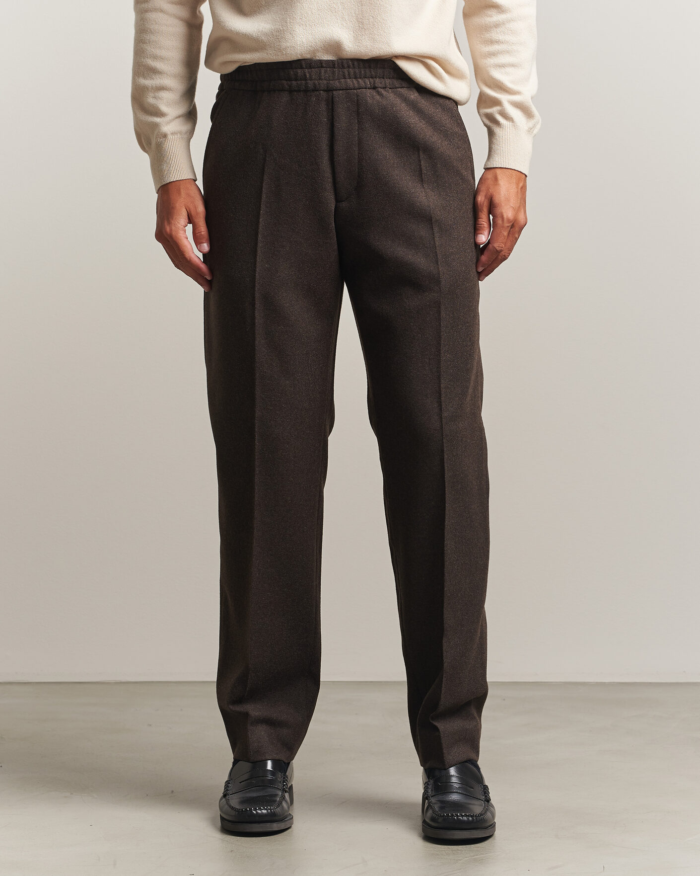 Herre | Bukser | Filippa K | Theo Relaxed Flannel Trousers Walnut Brown