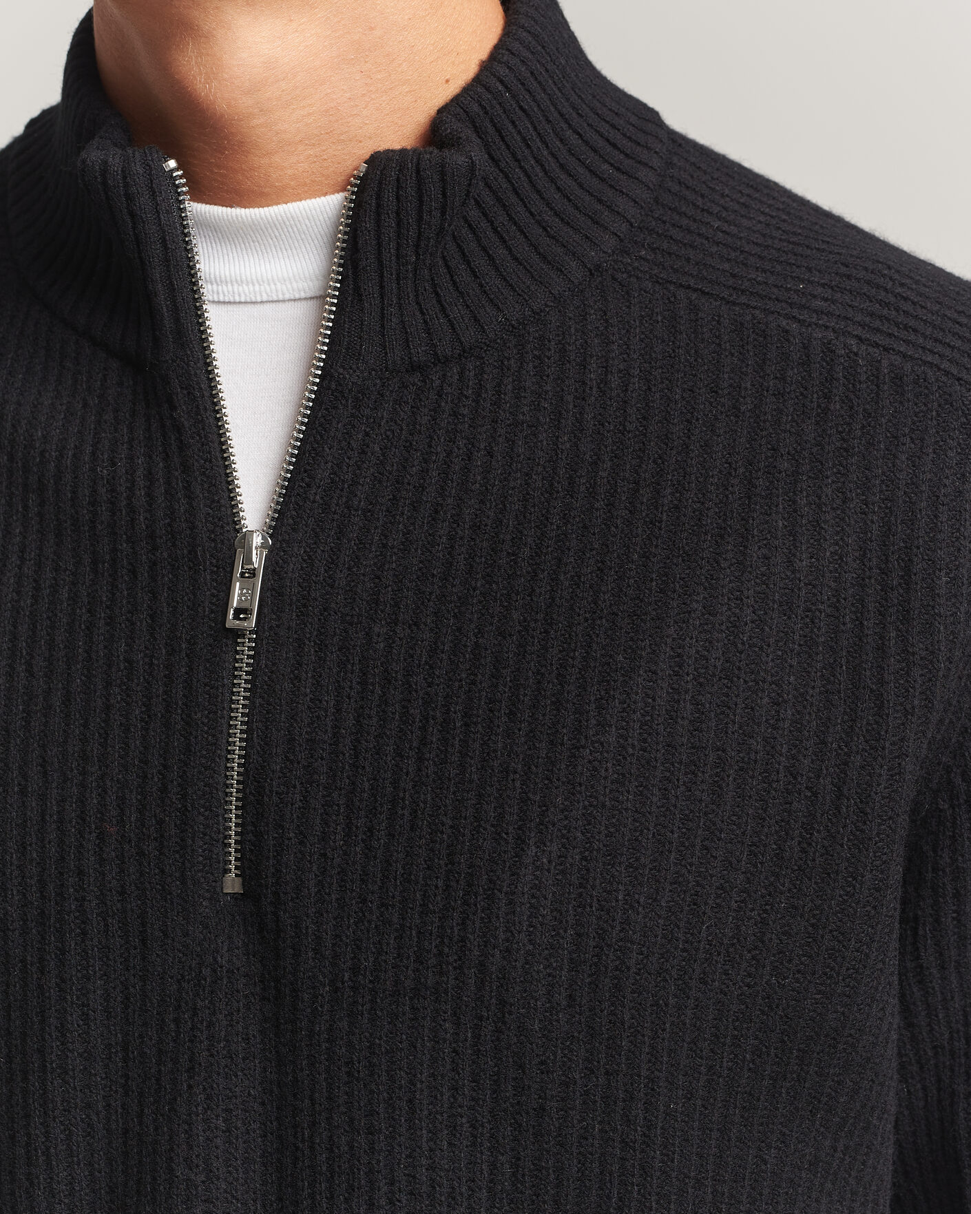 Herre | Gensere | Filippa K | Ribbed Wool Knitted Half Zip Black