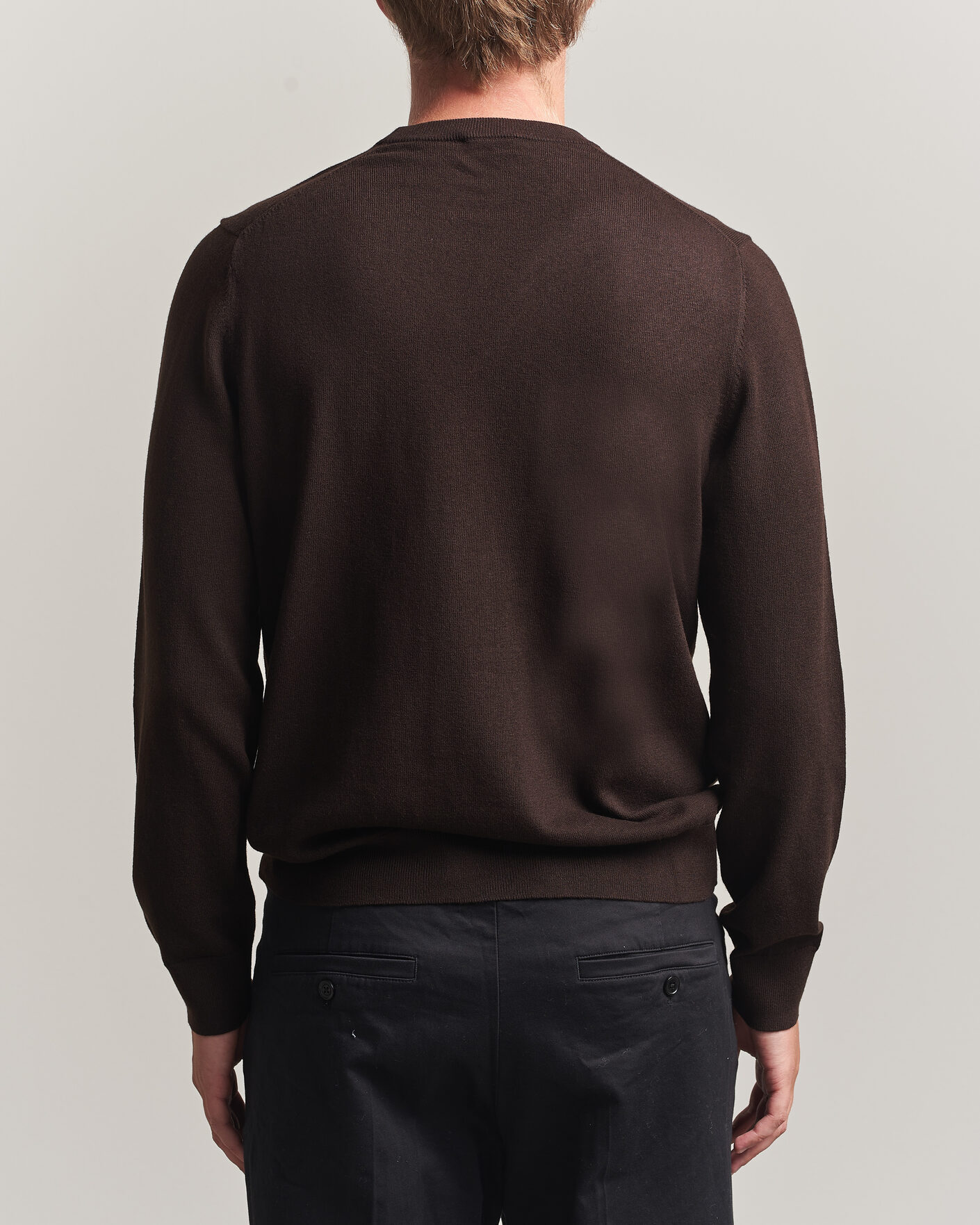 Herre | Gensere | Filippa K | Cotton Merino Knitted Sweater Dark Chocolate
