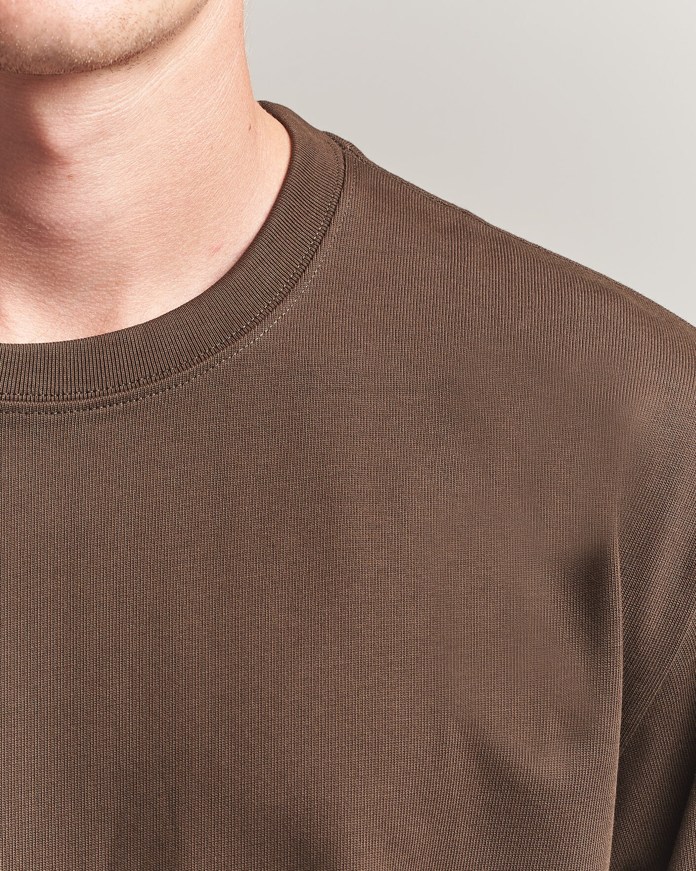 Herre | T-Shirts | Filippa K | Heavy Cotton Crew Neck T-Shirt Golden Brown