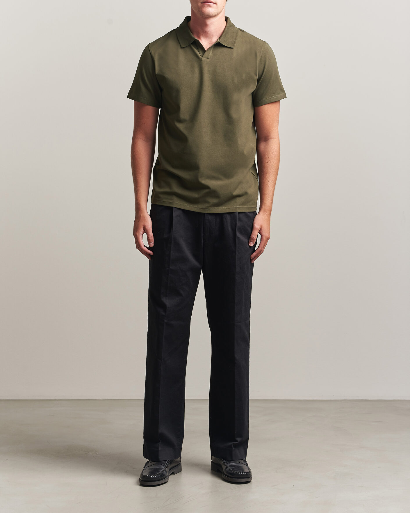 Herre | Pikéer | Filippa K | Soft Lycra Polo T-Shirt Ebony Brown