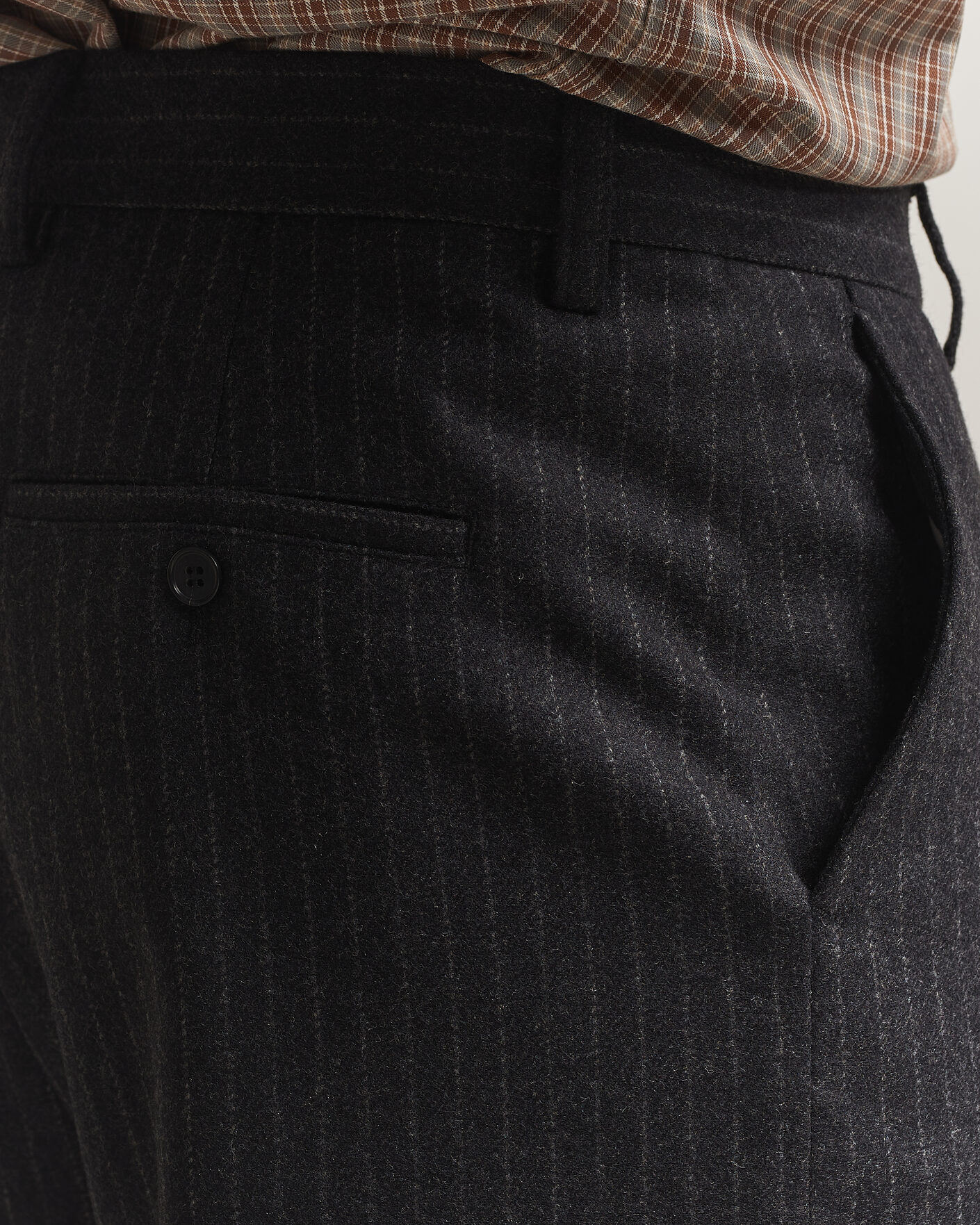 Herre | Bukser | Filippa K | Hector Wool Flannel Pinstriped Trousers Anthracite