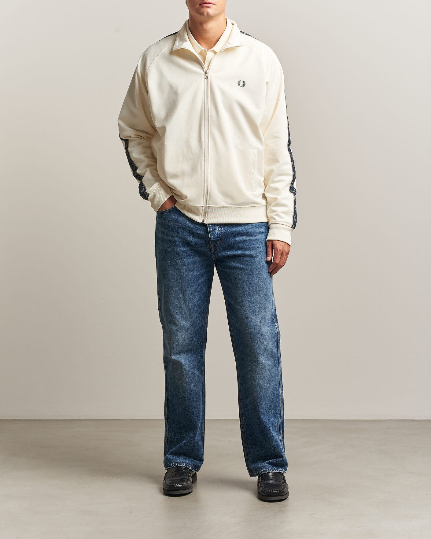 Herre | Gensere | Fred Perry | Taped Track Jacket Ecru