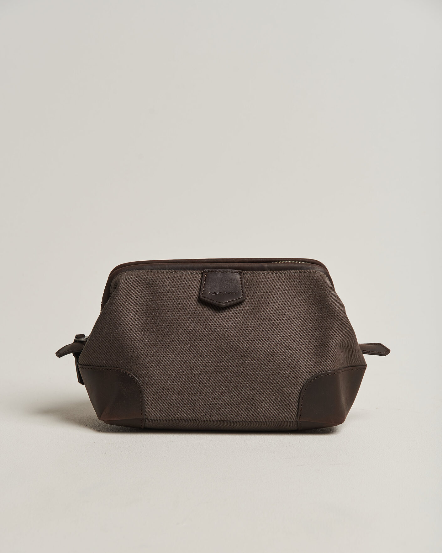 Herre | Vesker | Gant | Modern Premium Canvas Washbag Faded Taupe
