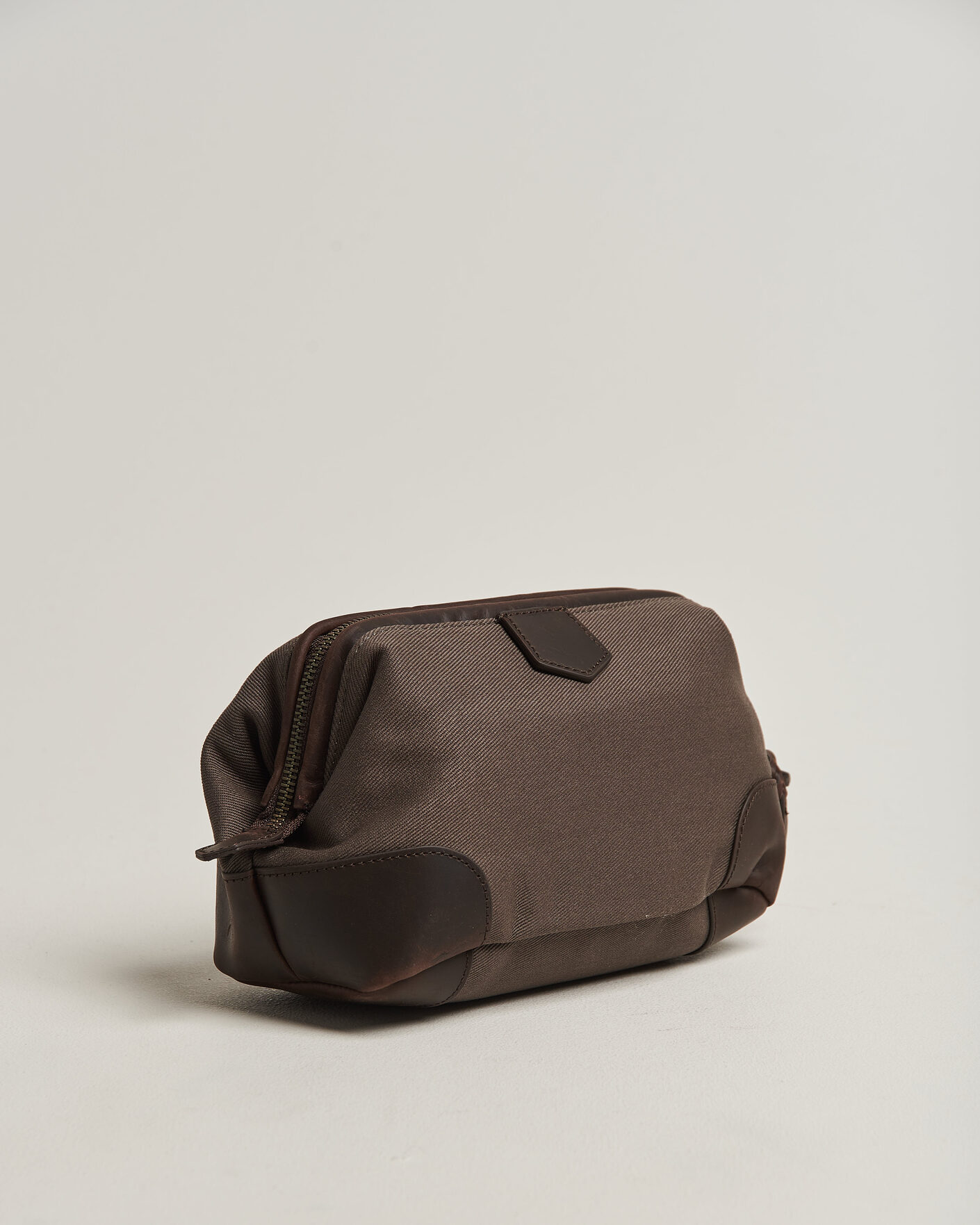 Herre | Vesker | Gant | Modern Premium Canvas Washbag Faded Taupe