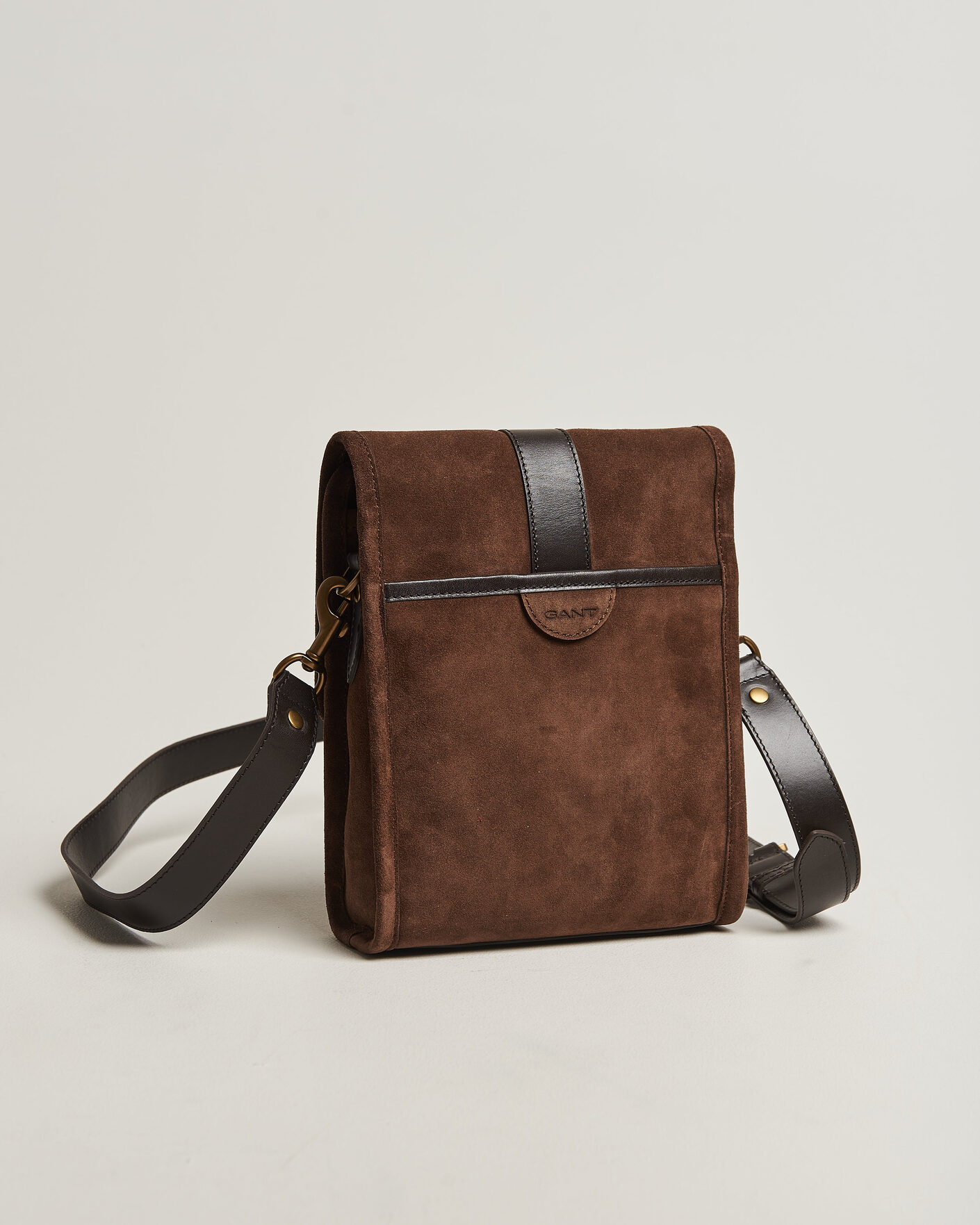 Herre | Vesker | Gant | Suede Shoulder Bag Soil Brown