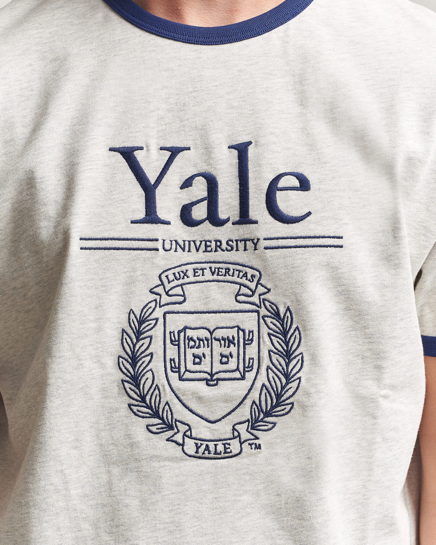 Herre | T-Shirts | Gant | YALE Crew Neck T-Shirt Grey Melange