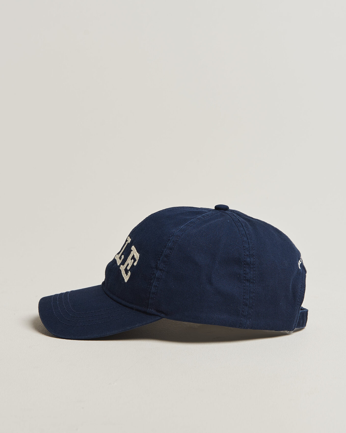 Herre | Hatter og capser | Gant | YALE Heavy Washed Cotton Twill Cap Marine