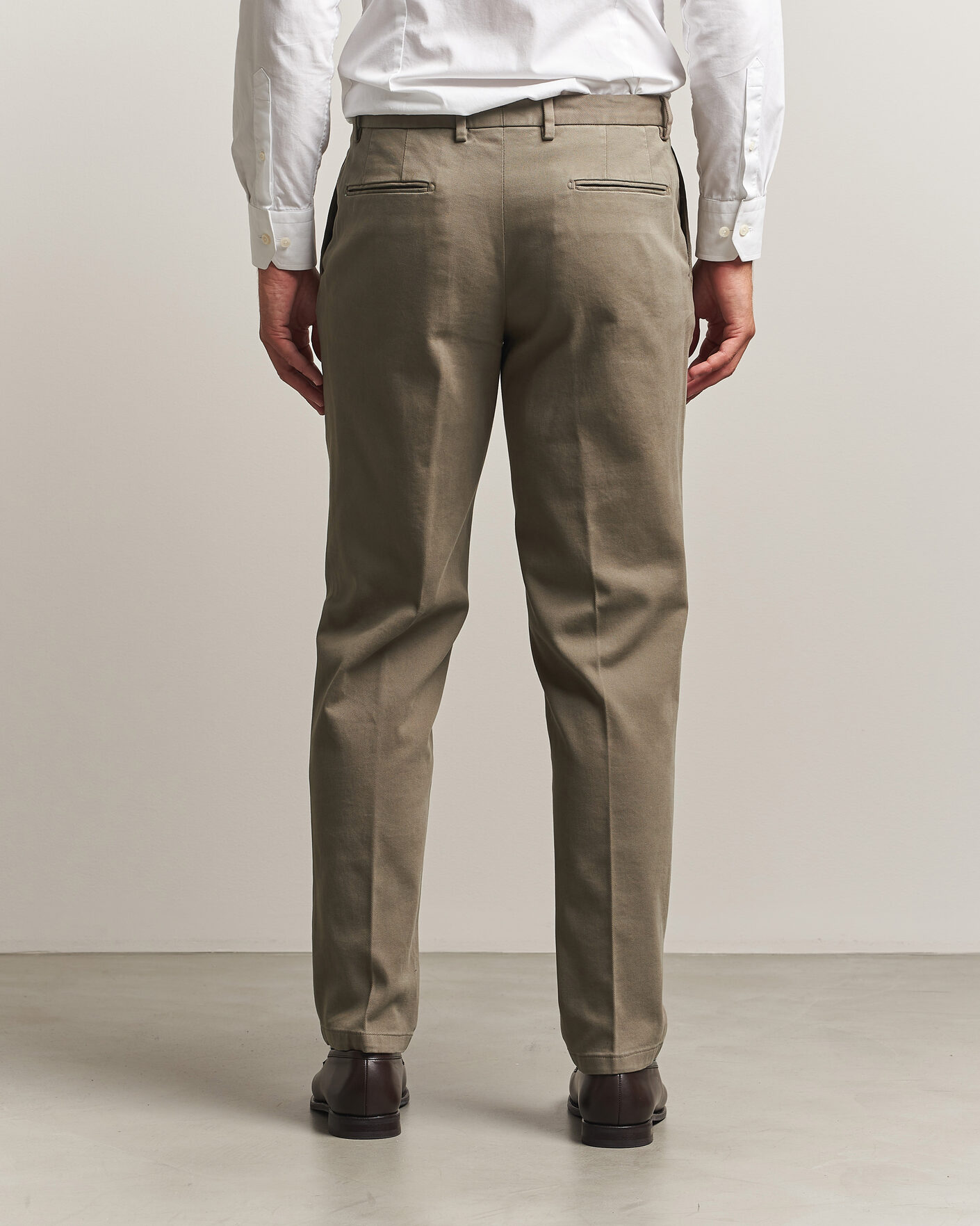 Herre | Bukser | Boglioli | Pleated Cotton Twill Chinos Olive