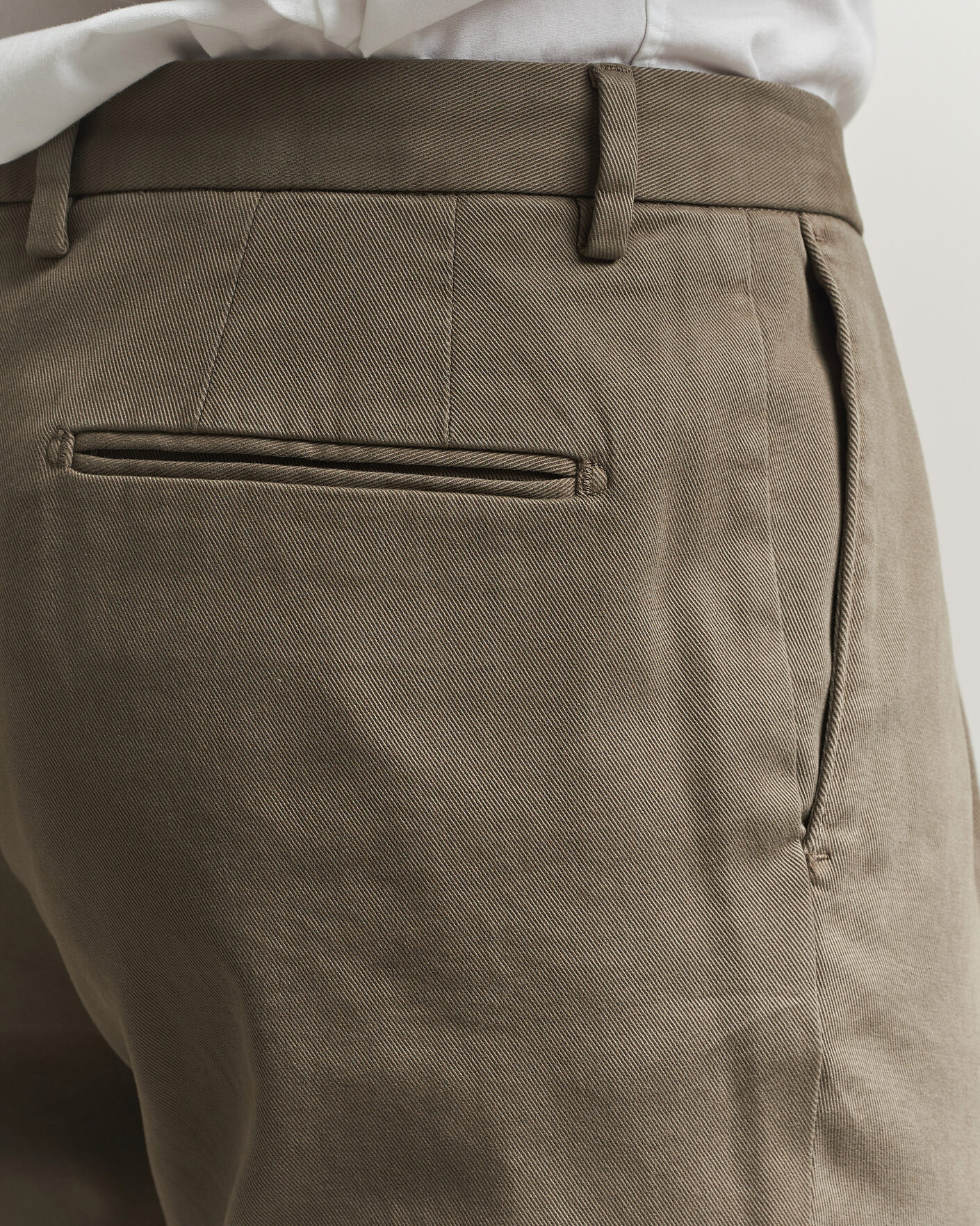 Herre | Bukser | Boglioli | Pleated Cotton Twill Chinos Olive