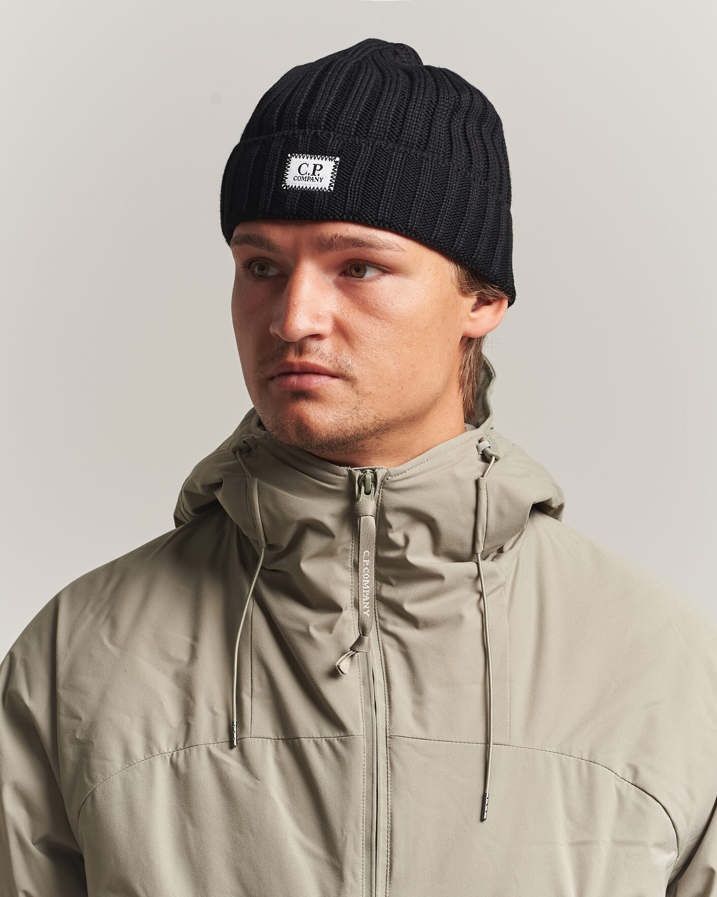 Herre | Luer | C.P. Company | Extra Fine Merino Rib Knitted Hat Black