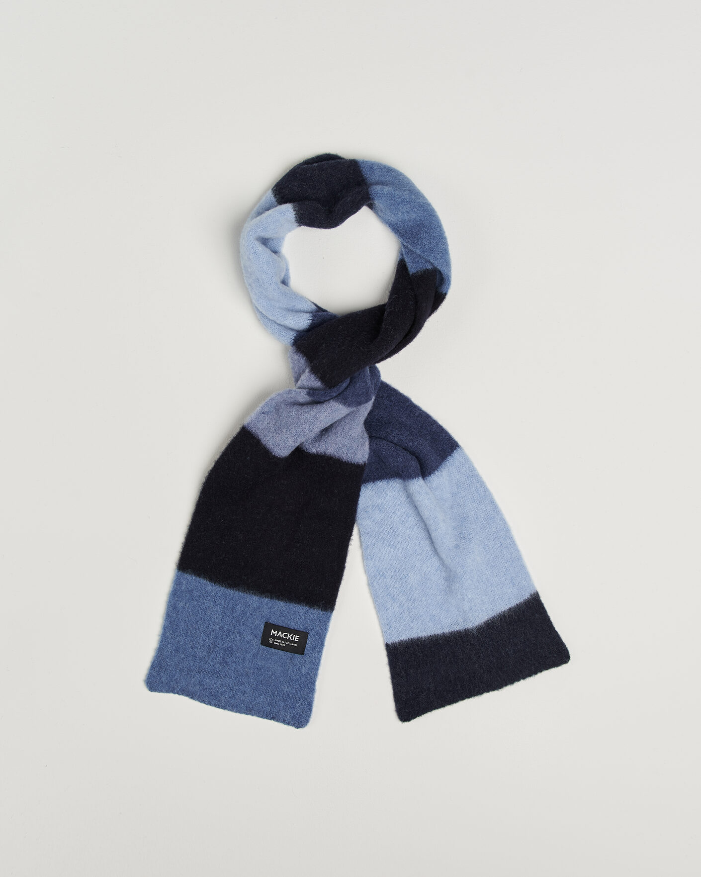 Herre | Skjerf | Robert Mackie | Rona Ribbed Shaggy Lambswool Scarf Blue