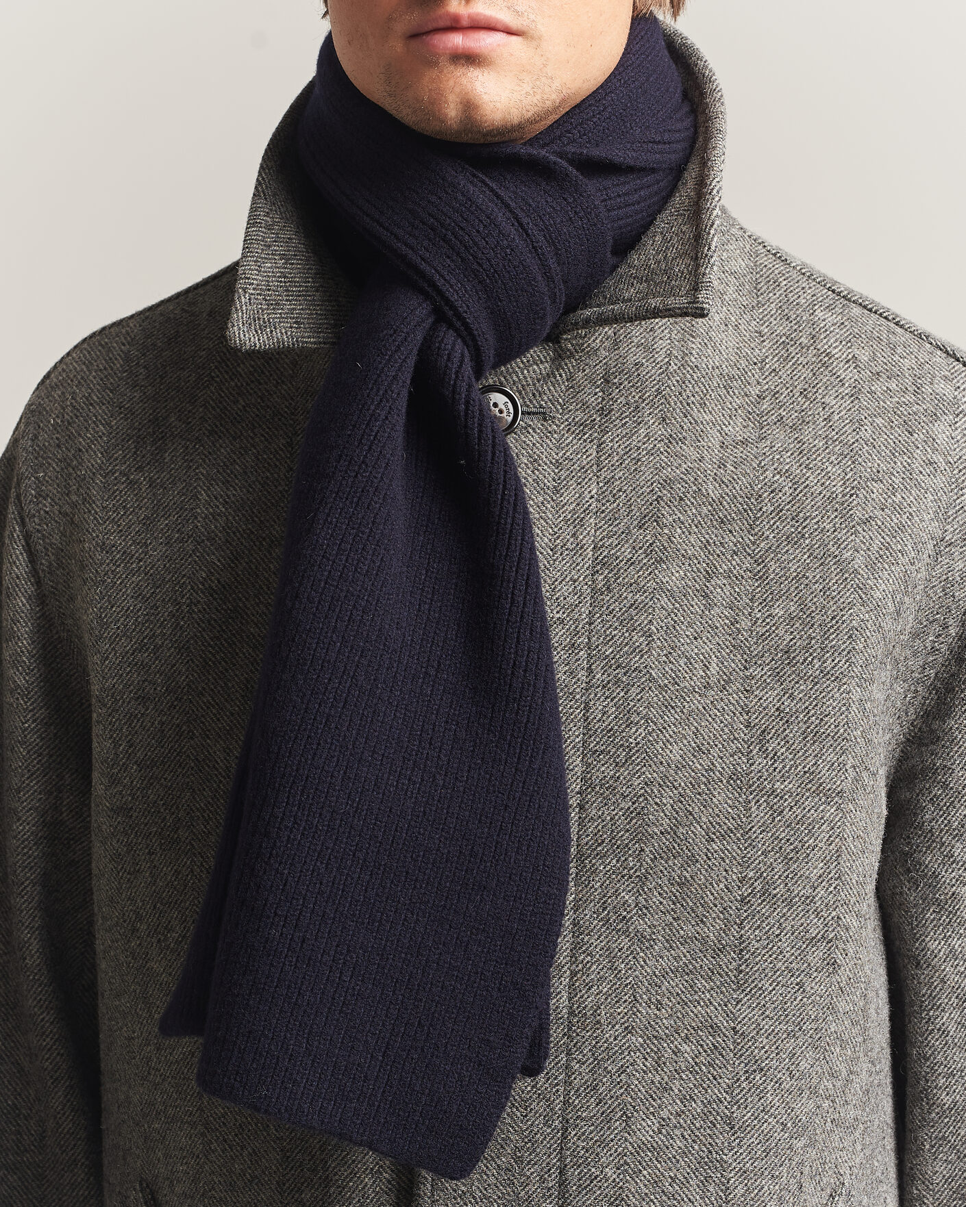 Herre | Skjerf | Robert Mackie | Clyde Lambswool Scarf Navy