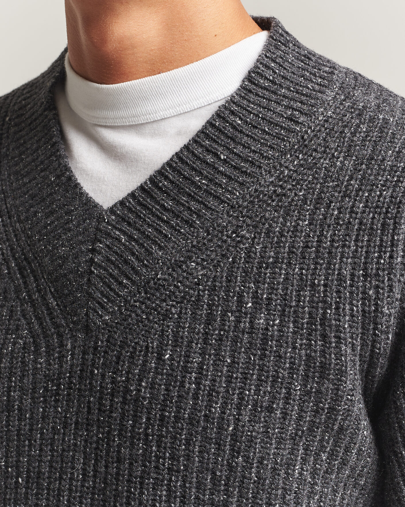 Herre | Gensere | Morgano | Fisherman Ribb Donegal Knitted V-Neck Dark Grey