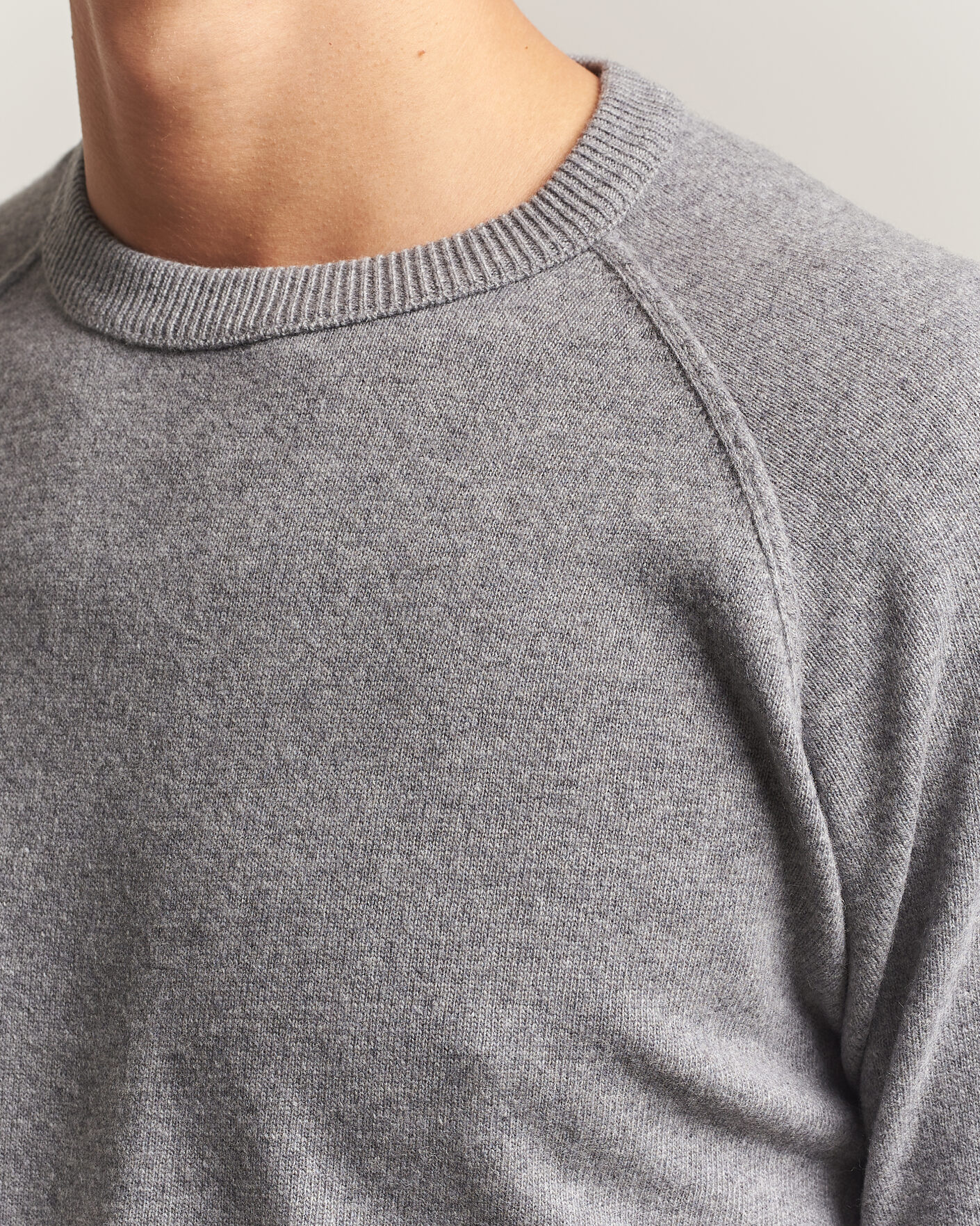 Herre | Gensere | Morgano | Wool/Cashmere Raglan Crew Grey