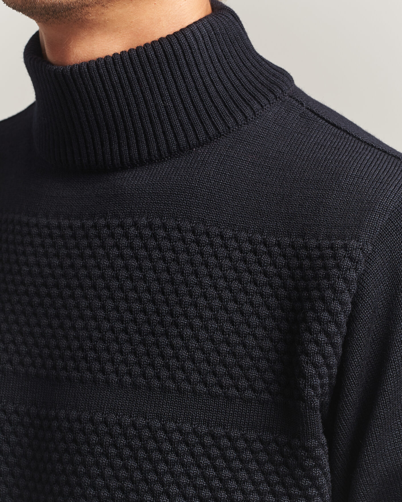 Herre | Gensere | S.N.S. Herning | Fisherman High Neck Navy Blue