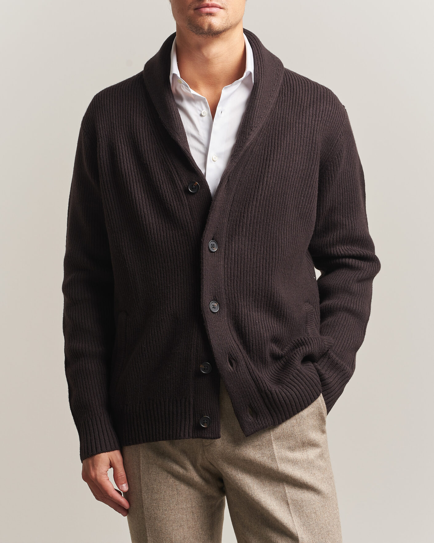 Herre | Gensere | Charles Tyrwhitt | Chunky Merino Shawl Neck Cardigan Chocolate