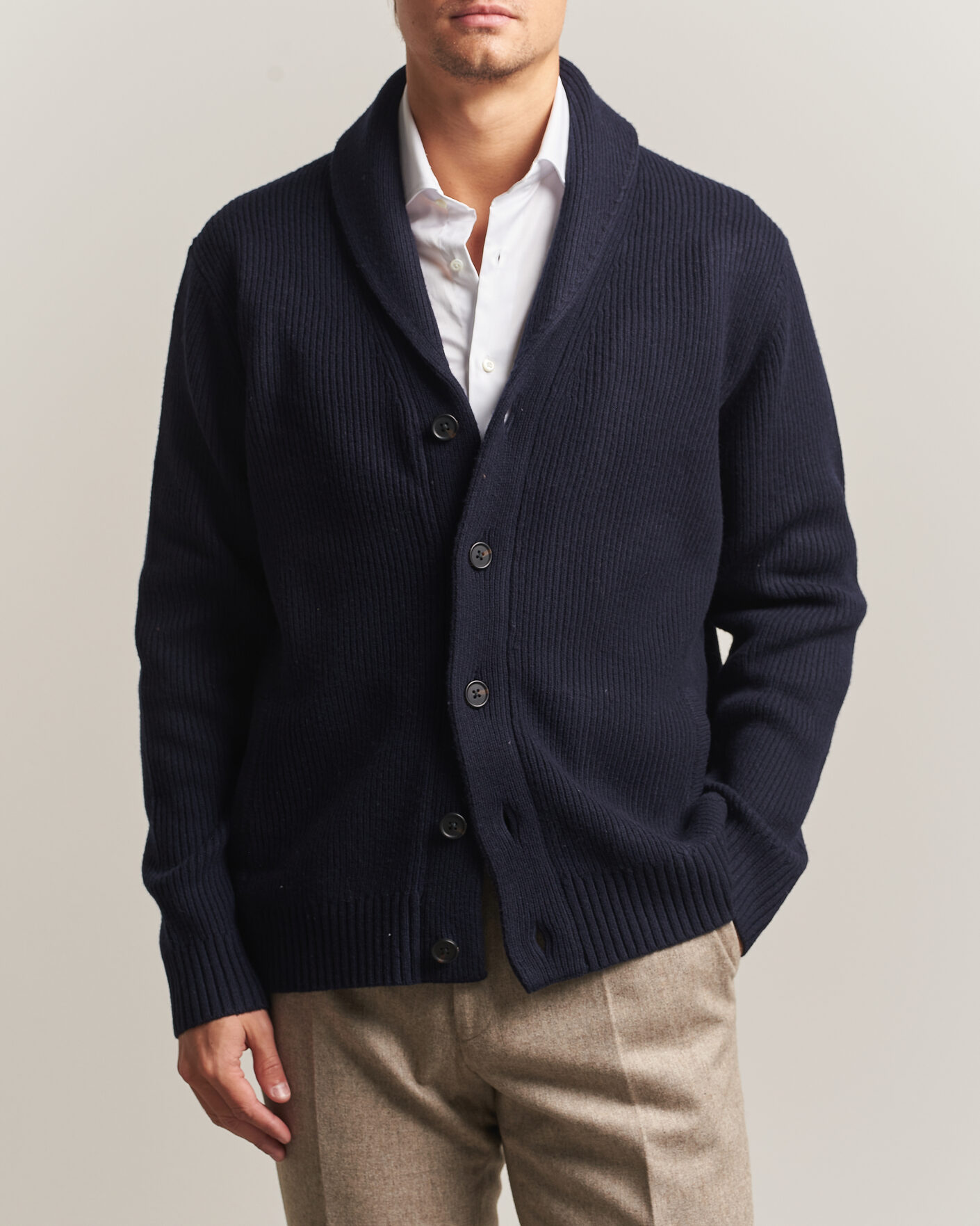 Herre | Gensere | Charles Tyrwhitt | Chunky Merino Shawl Neck Cardigan Navy