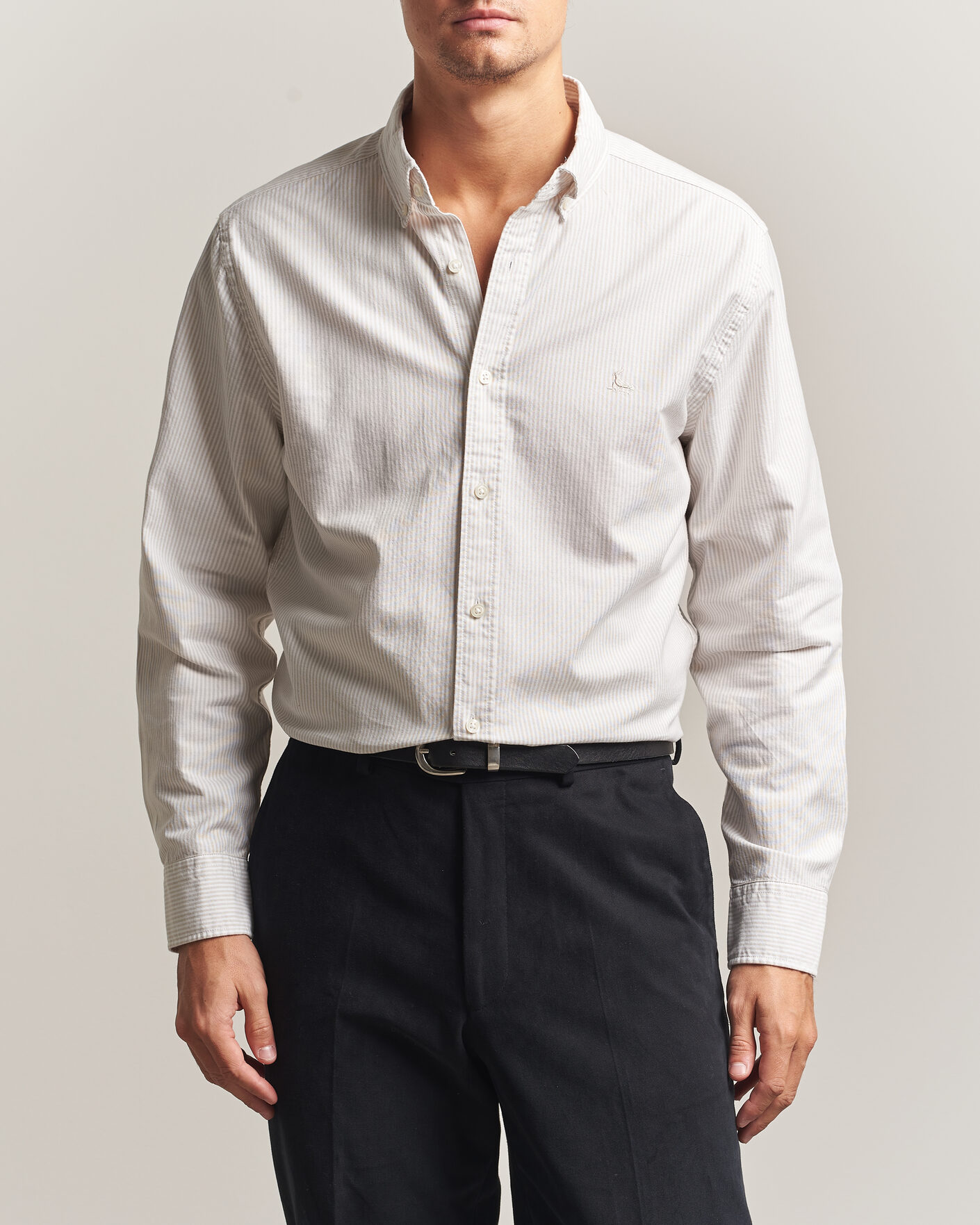 Herre | Skjorter | Charles Tyrwhitt | Button Down Stretch Oxford Shirt Stone