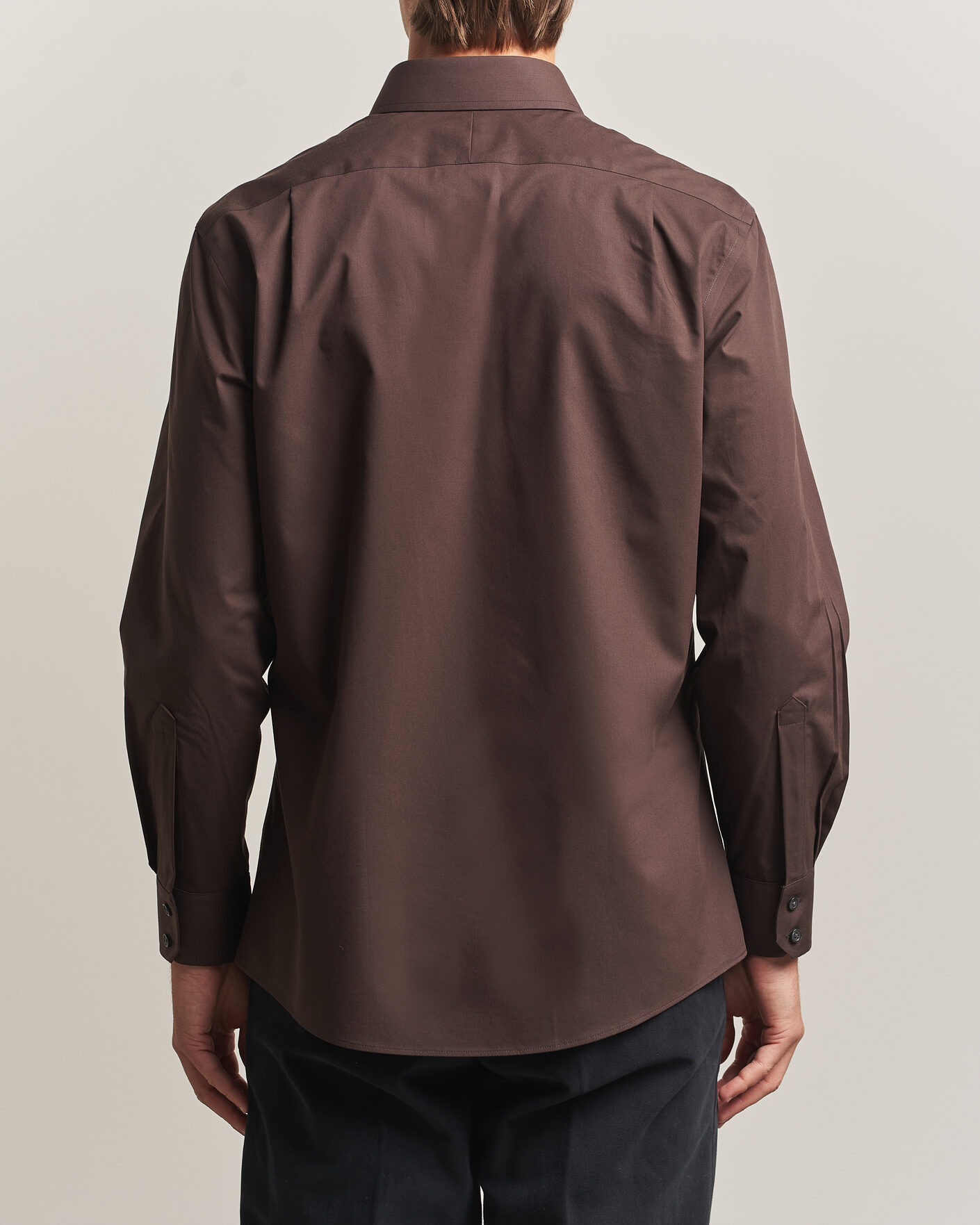 Herre | Skjorter | Charles Tyrwhitt | Slim Fit Non Iron Poplin Cut Away Shirt Chocolate