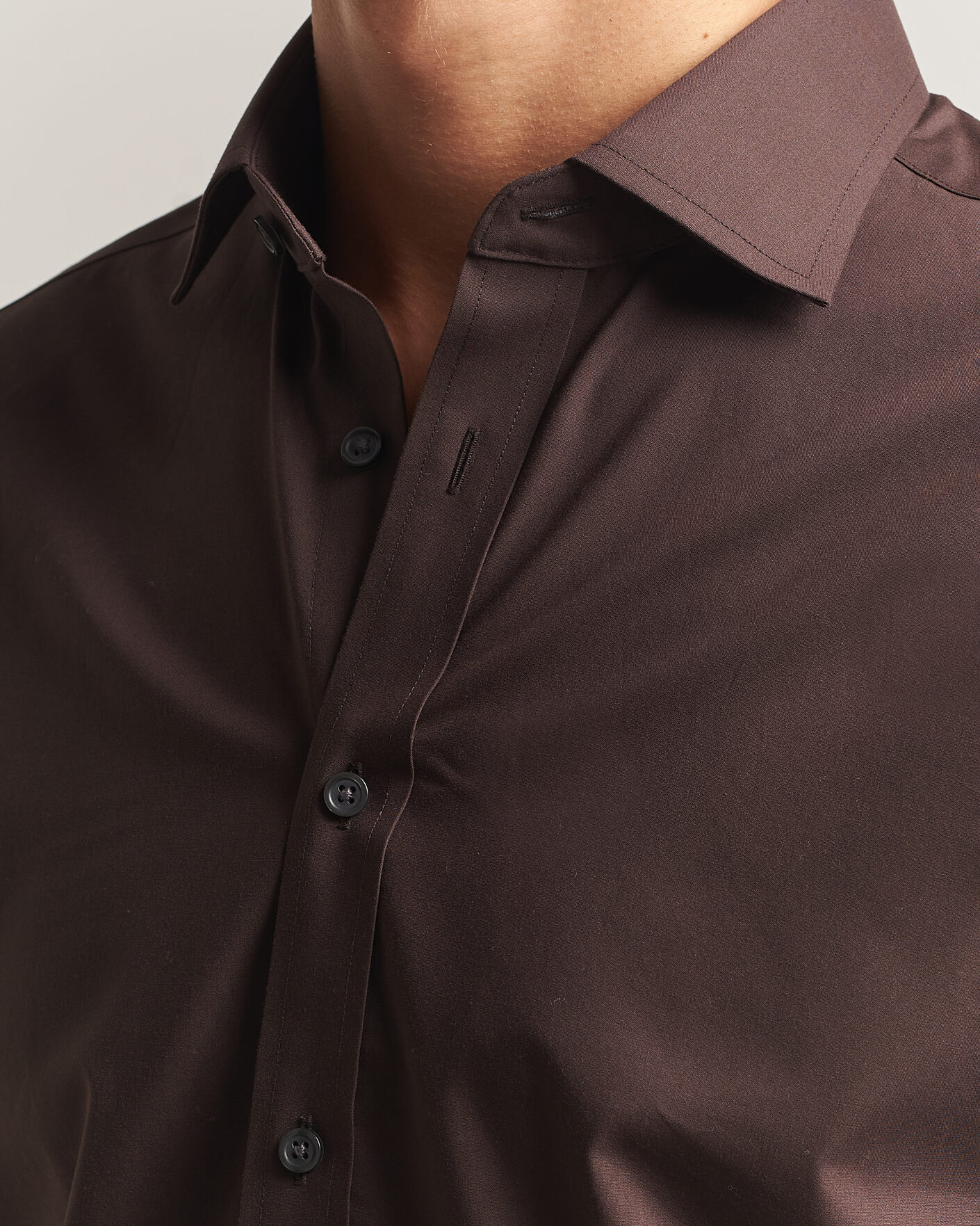 Herre | Skjorter | Charles Tyrwhitt | Slim Fit Non Iron Poplin Cut Away Shirt Chocolate