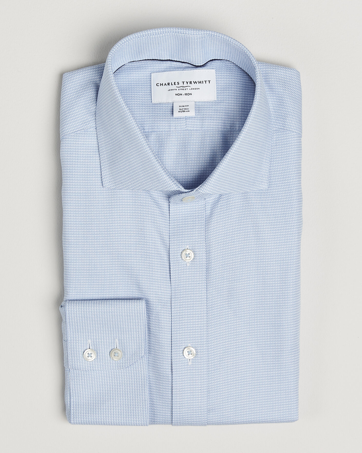 Herre | Skjorter | Charles Tyrwhitt | Slim Fit Non Iron Trafalgar Weave Shirt Sky Blue