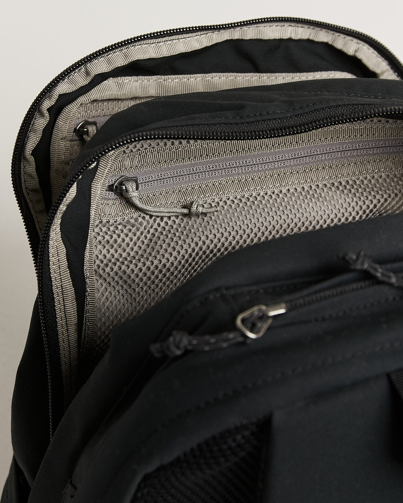 Herre | Vesker | Fjällräven | Räven 28 Backpack Black/Black
