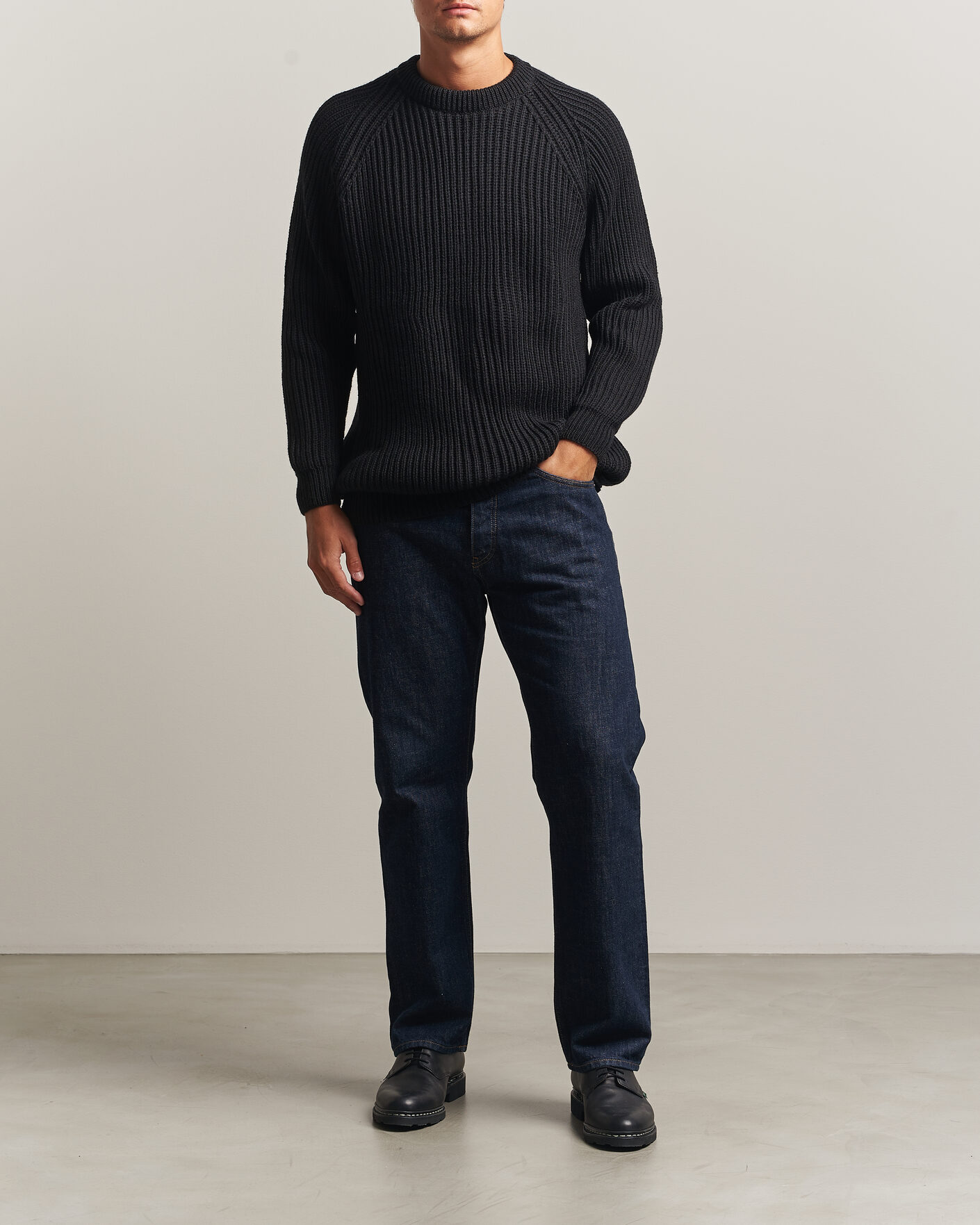 Herre | Gensere | Gloverall | Fisherman Rib Chunky Wool Crew Neck Black