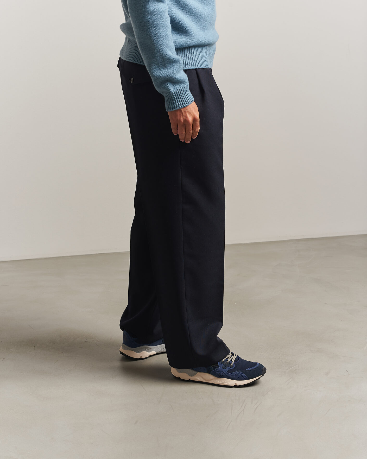 Herre | Sneakers | Flower Mountain | Yamano 3 Cow Velour Sneaker Blue