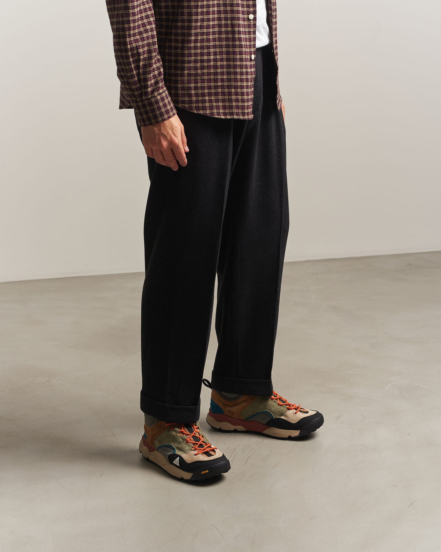 Herre | Trail Sneakers | Flower Mountain | Back Country Mid Suede/Leather Sneaker Multi