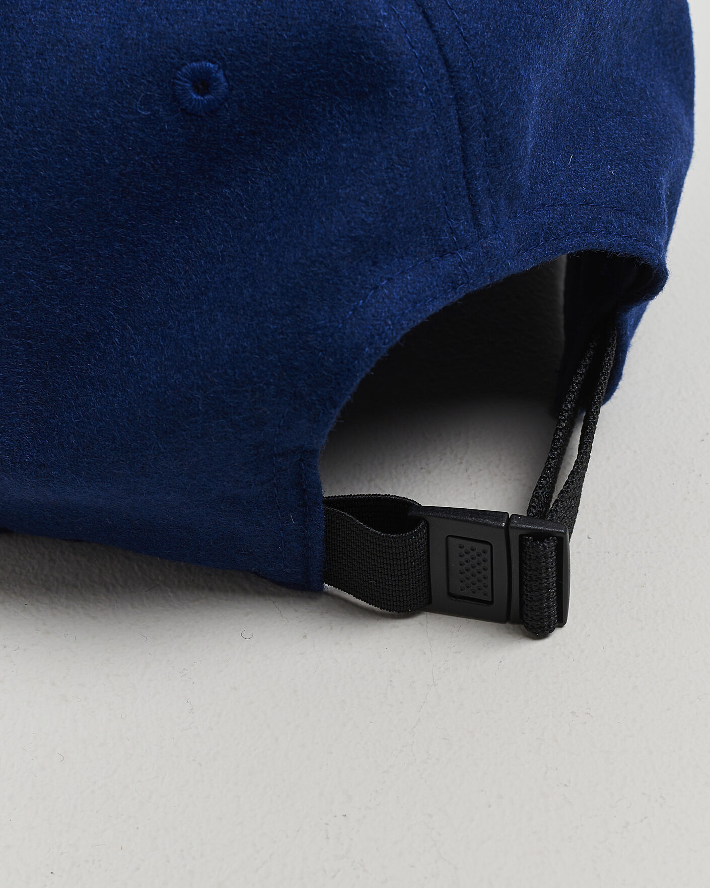 Herre | Hatter og capser | J.Lindeberg | Winter Wool Cap JL Navy