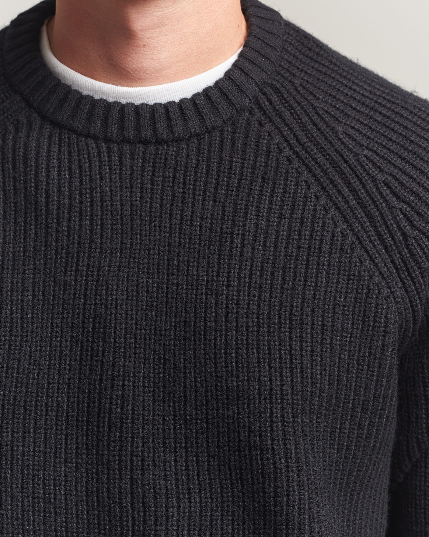 Herre | Gensere | J.Lindeberg | Hallow Wool Blend Knitted Sweater Black