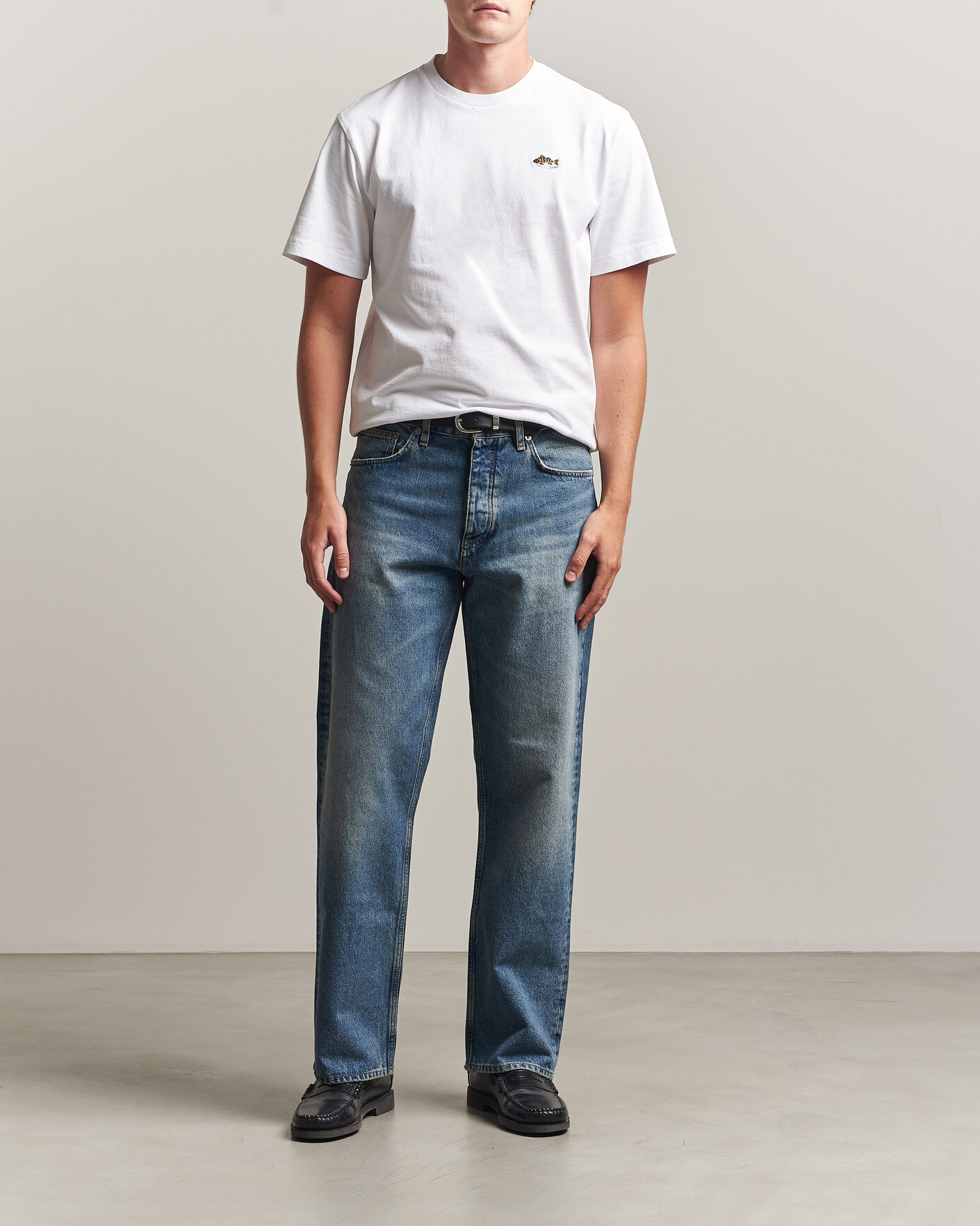 Herre | T-Shirts | Forét | Perch T-Shirt White