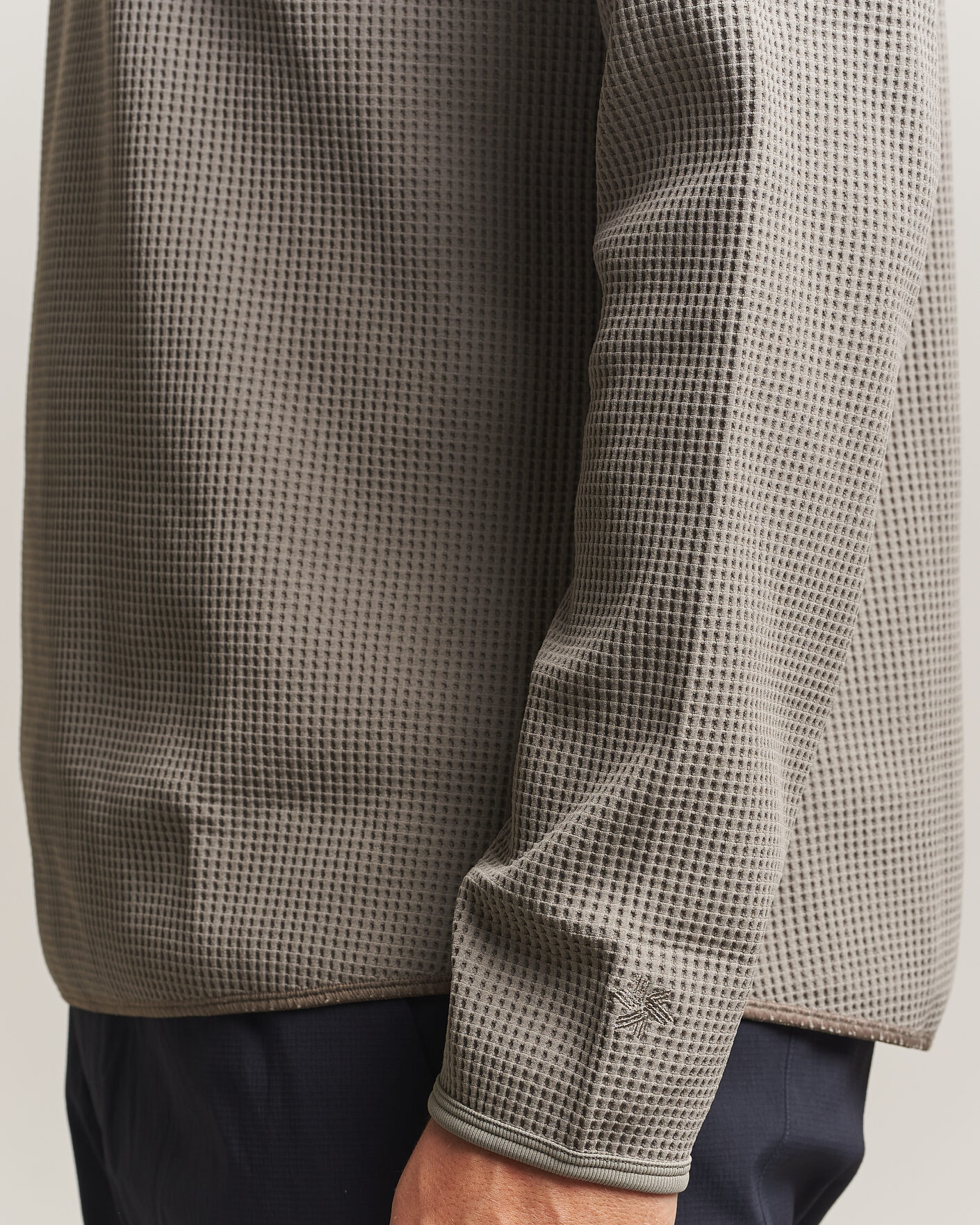Herre | T-Shirts | Goldwin | WF Light Long Sleeve T-Shirt Arid Beige