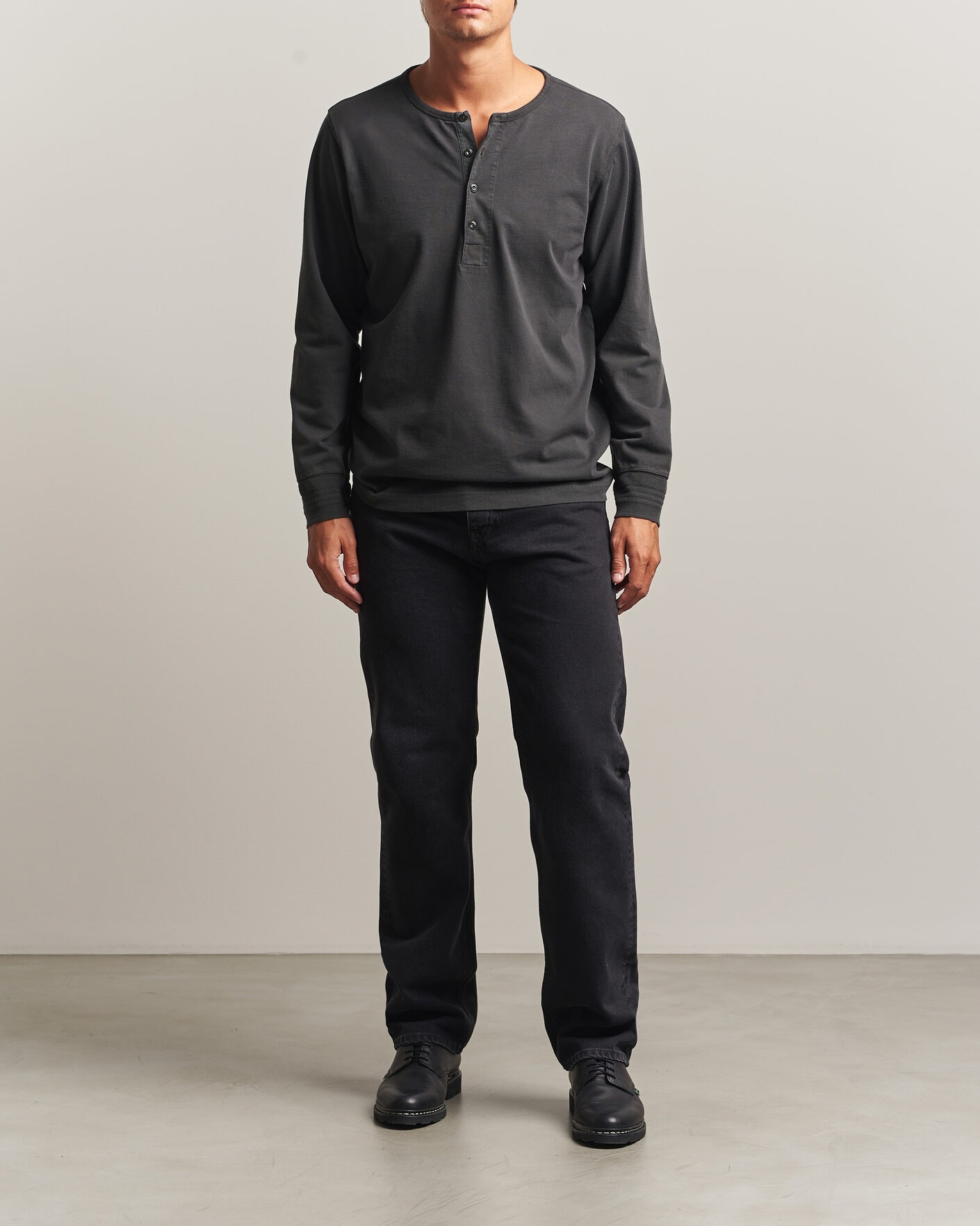 Herre | Gensere | Nudie Jeans | Long Sleeved Henley Antracite