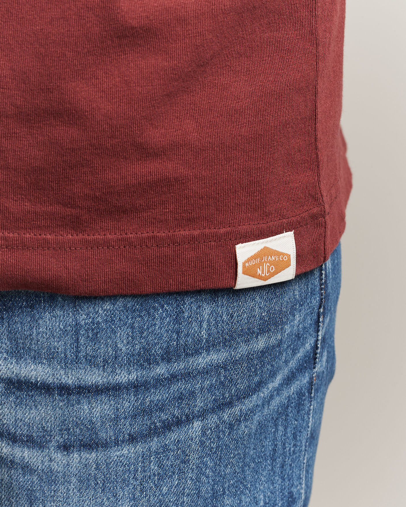 Herre | T-Shirts | Nudie Jeans | Uno Everyday Crew Neck T-Shirt Burgundy