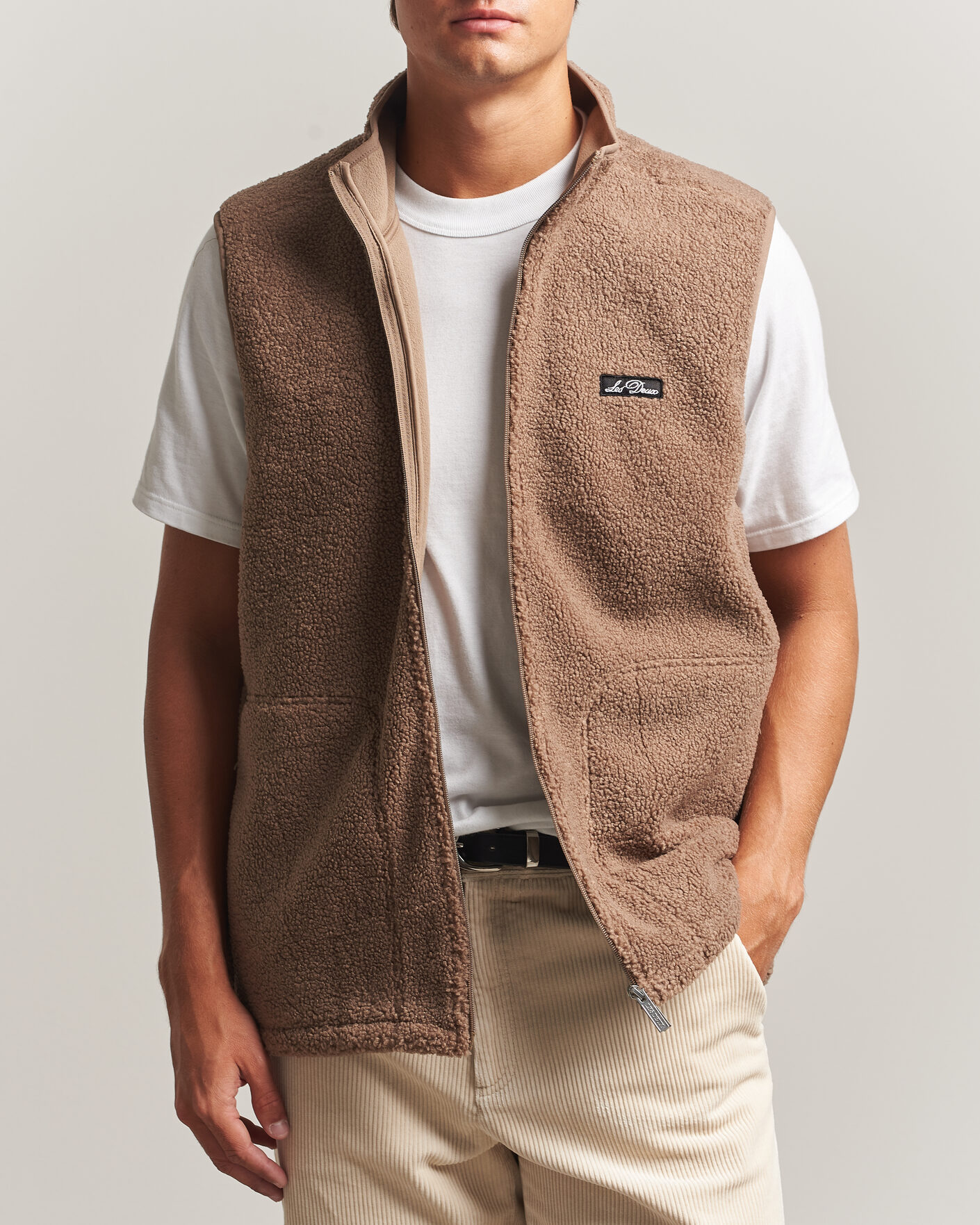 Herre | Vester | LES DEUX | Patch Teddy Vest Caribou