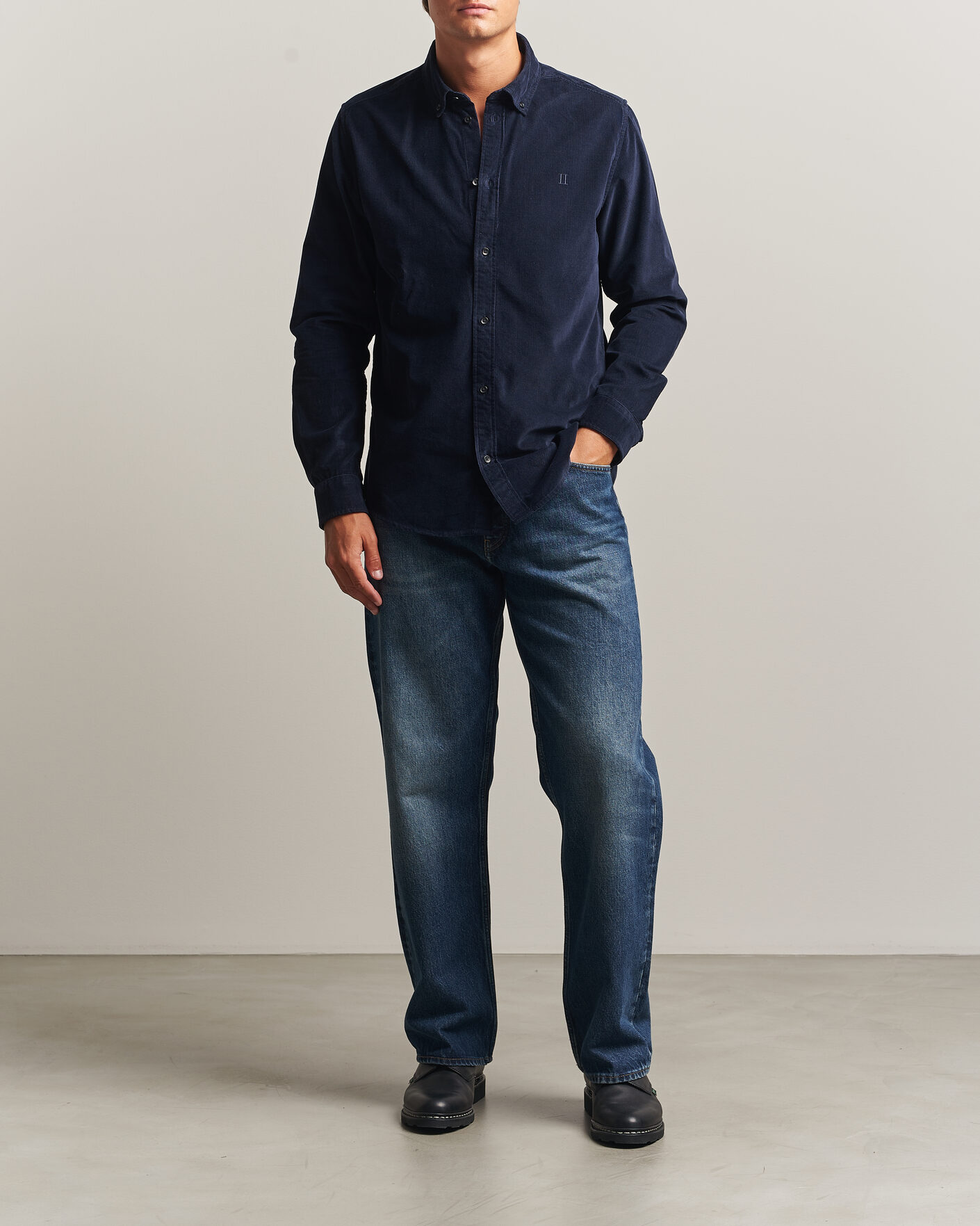 Herre | Skjorter | LES DEUX | Pinwale Corduroy Shirt Dark Navy