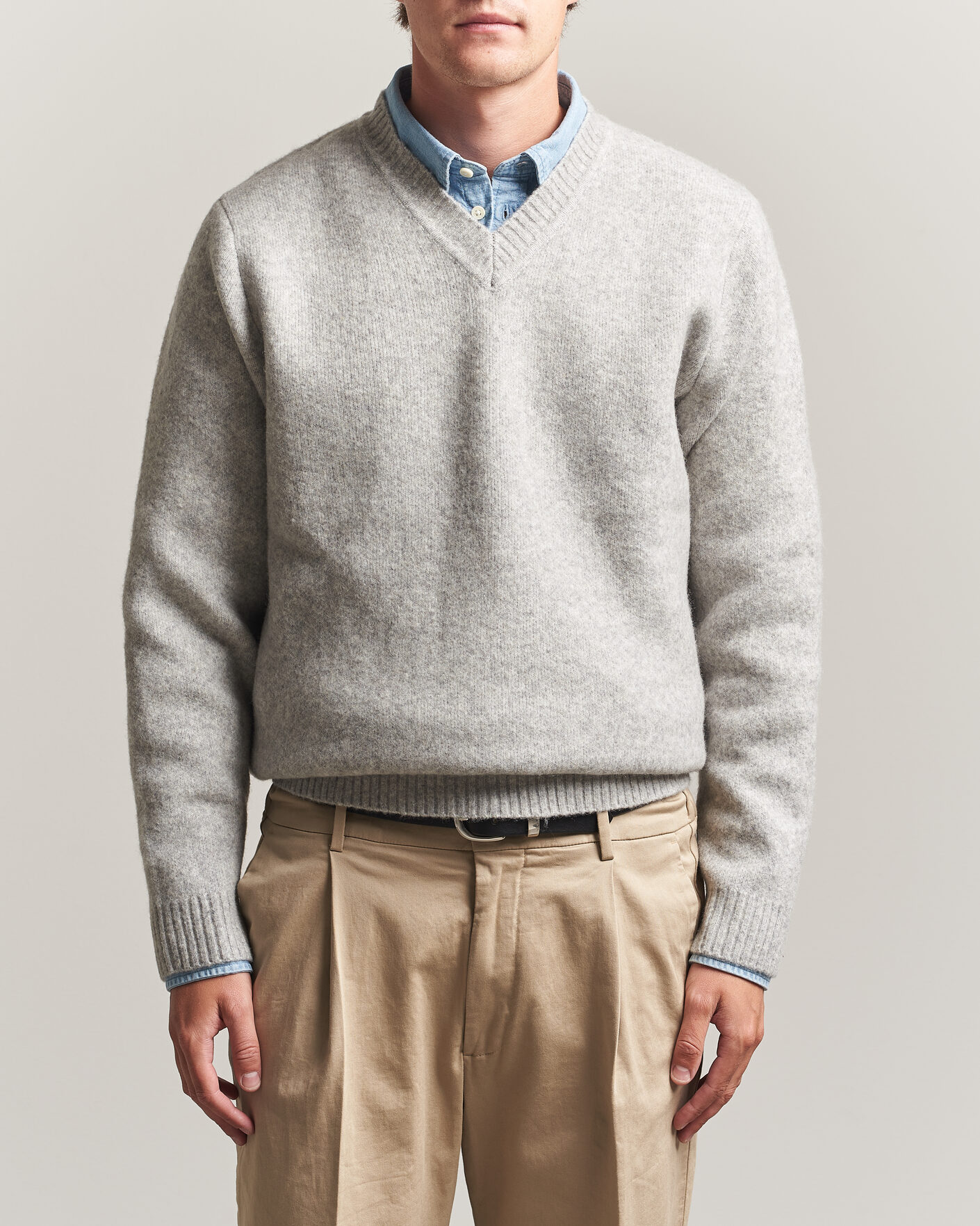 Herre | Gensere | LES DEUX | Melange V-Neck Knit Grey Melange