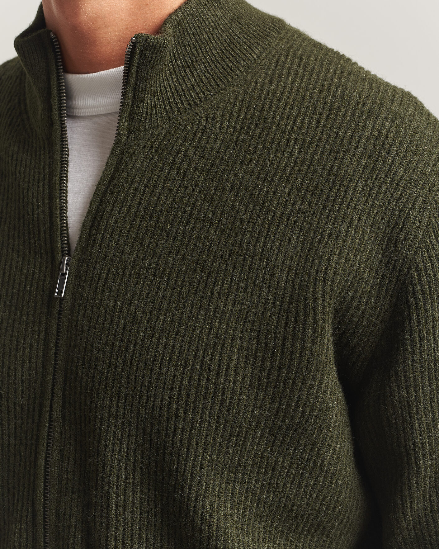 Herre | Gensere | LES DEUX | Wool Rib Knitter Zip Rosin Green