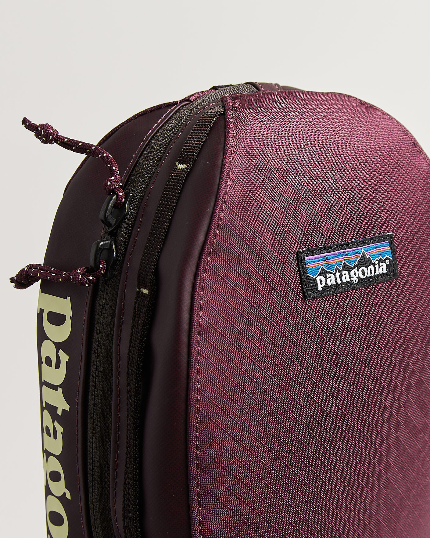 Herre | Vesker | Patagonia | Black Hole Cube 3L Berry Fig