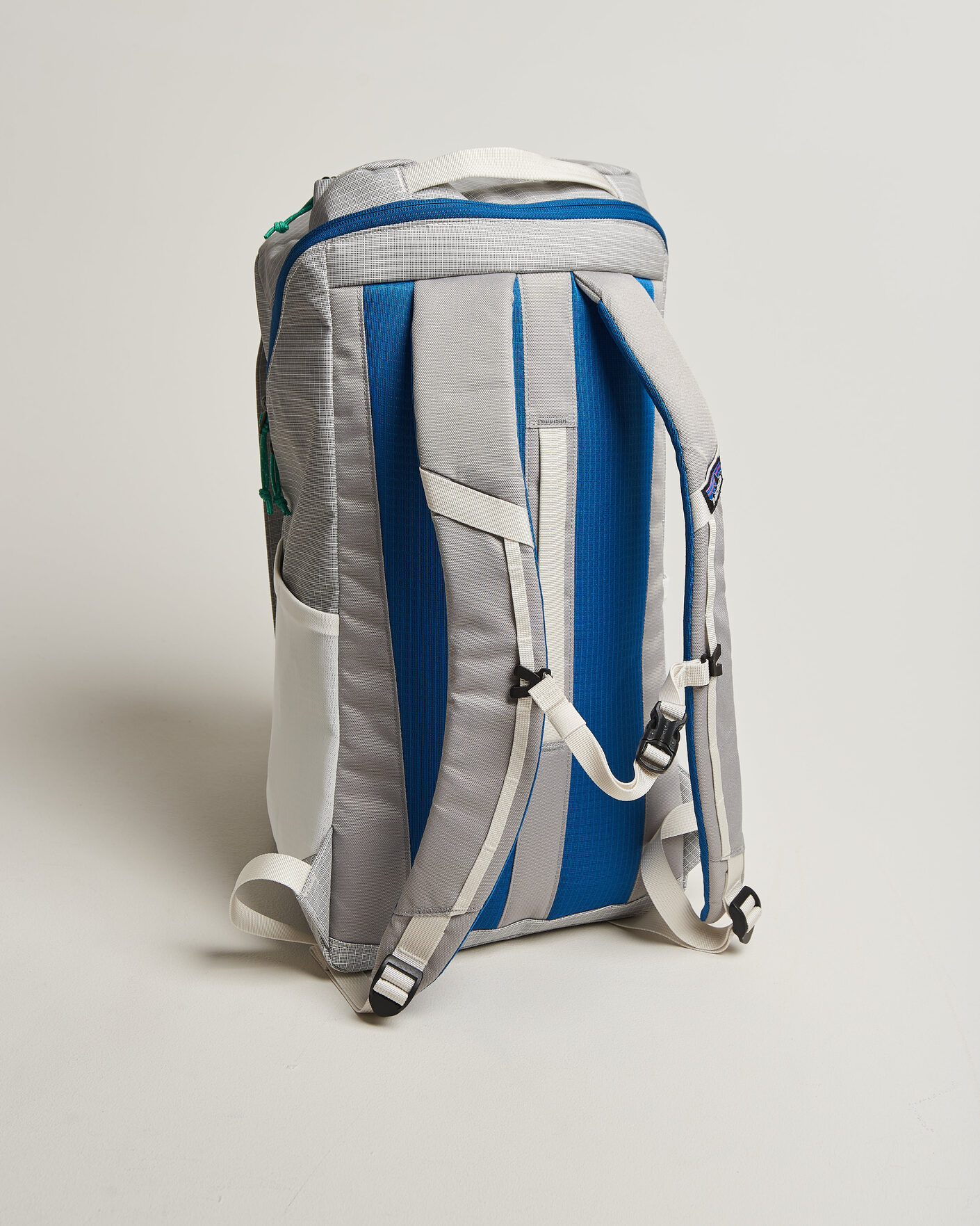 Herre | Vesker | Patagonia | Black Hole Pack 25L Birch White