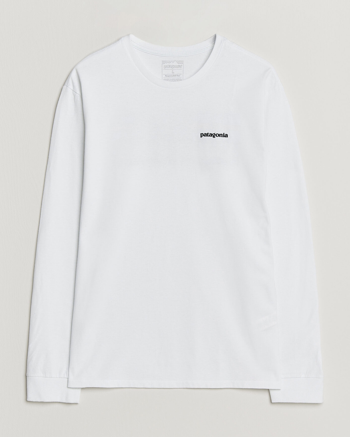 Herre | T-Shirts | Patagonia | P-6 Logo Responsibili LS T-Shirt Fiber White