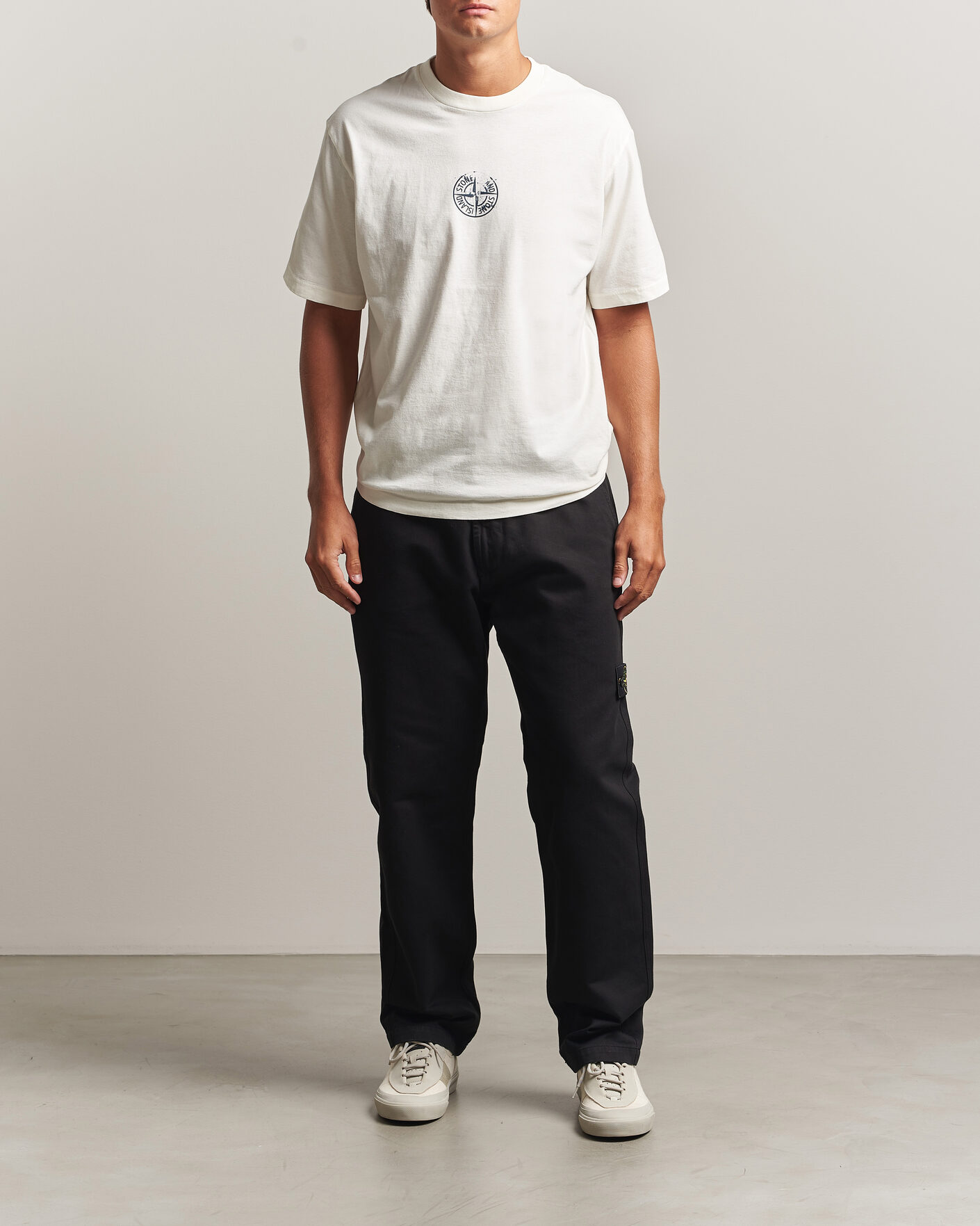 Herre | T-Shirts | Stone Island | Vertical Placement Print Cotton T-Shirt Ivory