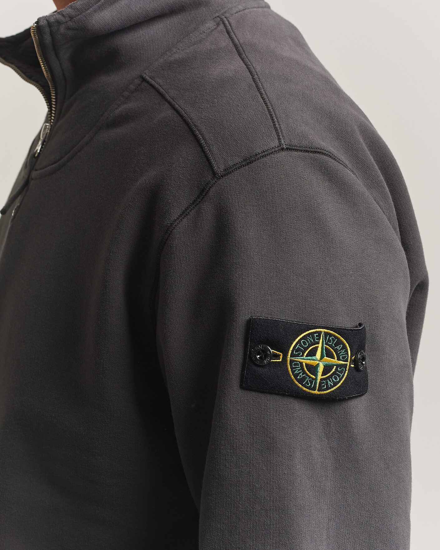 Herre | Gensere | Stone Island | Brushed Cotton Fleece Half Zip Lead Grey